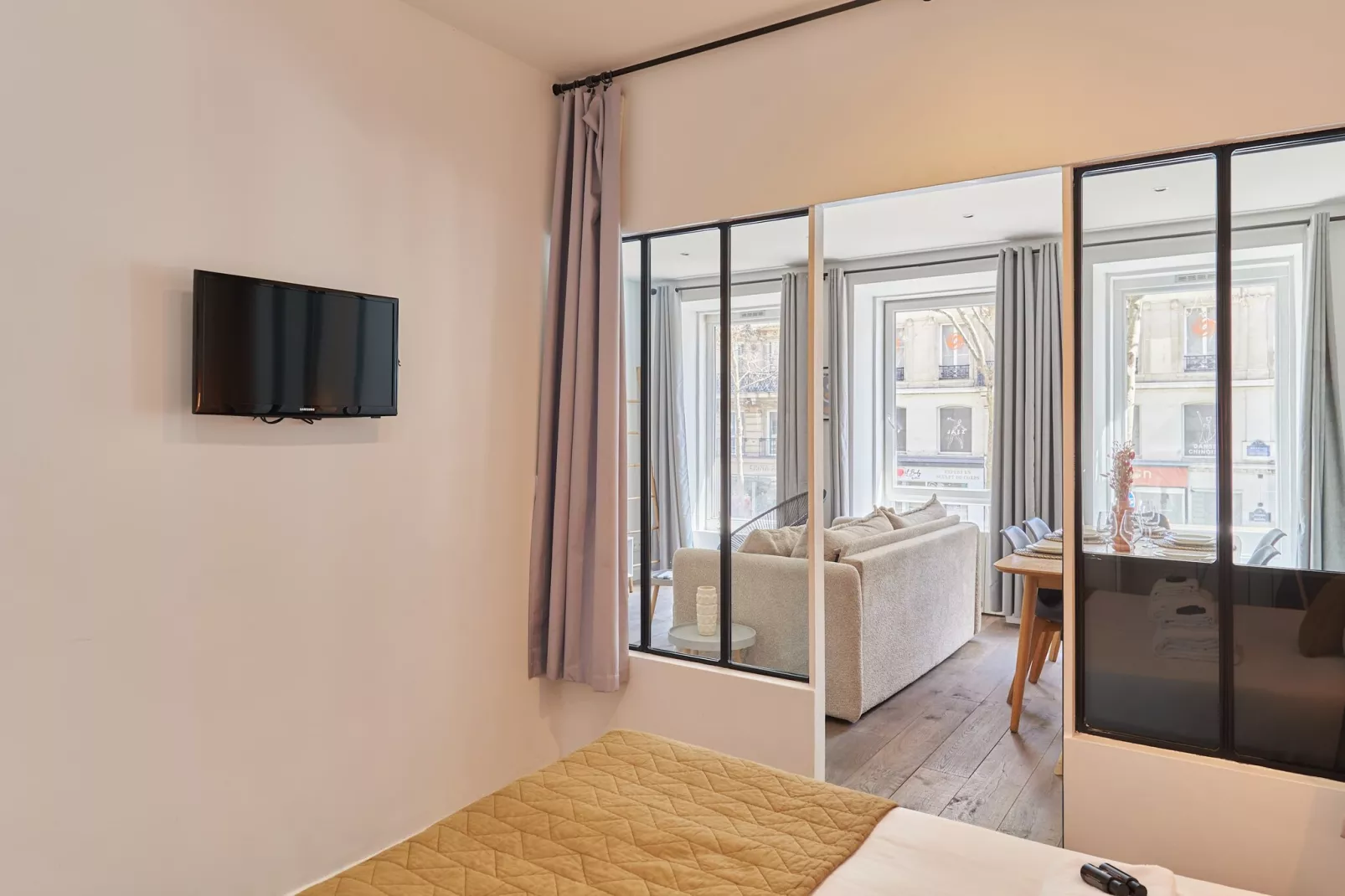 SEBASTOPOL 133 NEW-Non tagué