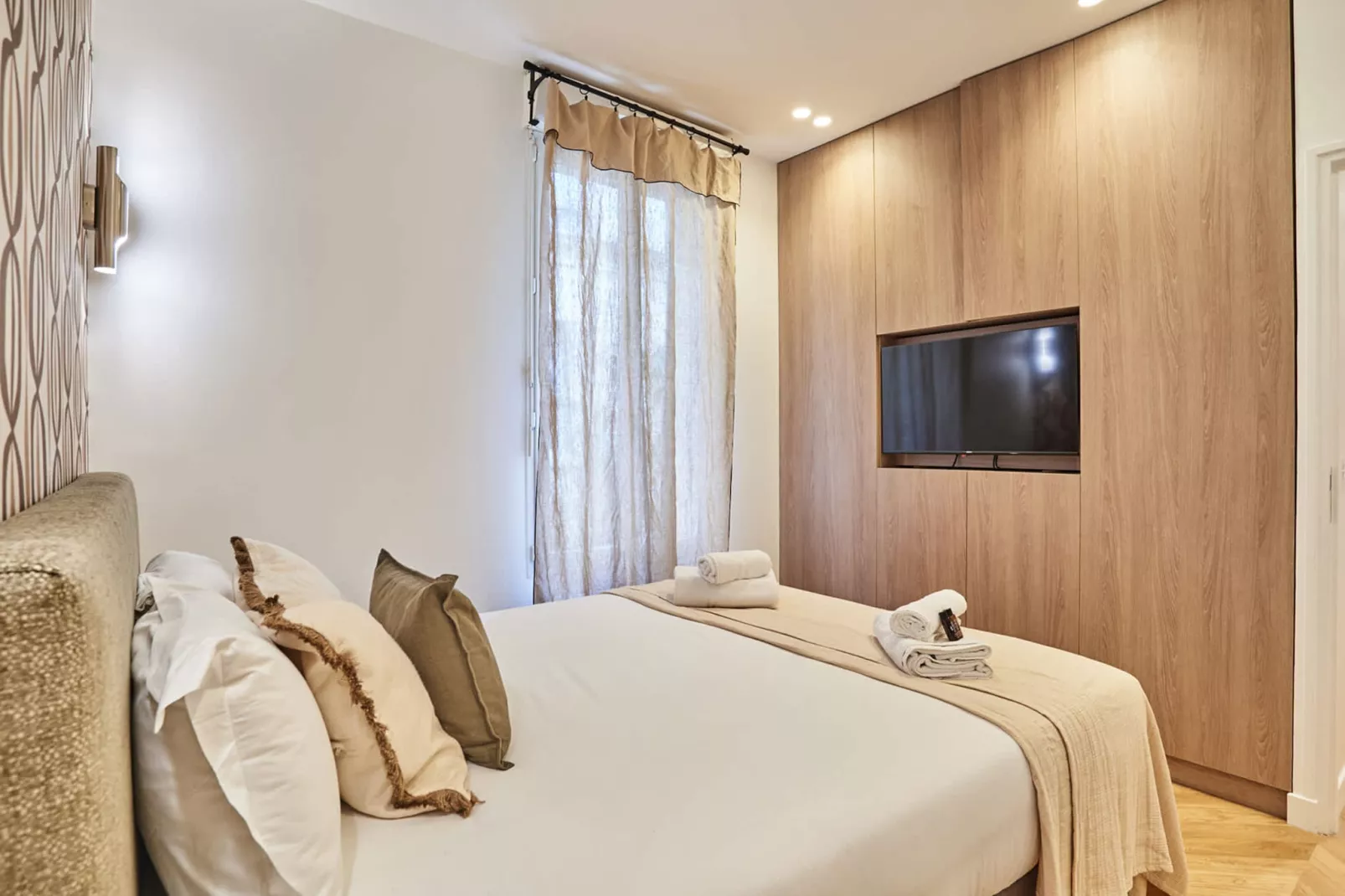 LOUVEL NEW-Nicht zugeordnet