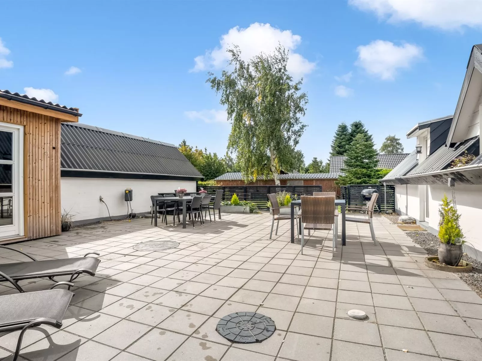 "Milutin" - 650m from the sea-Outside