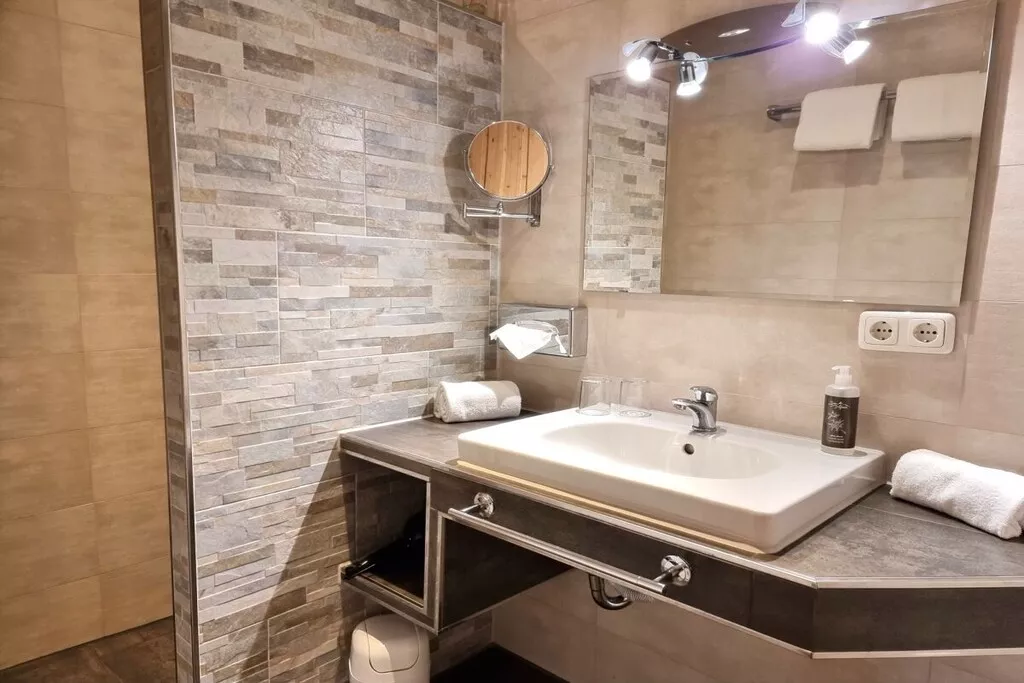 479944-Nicht zugeordnet