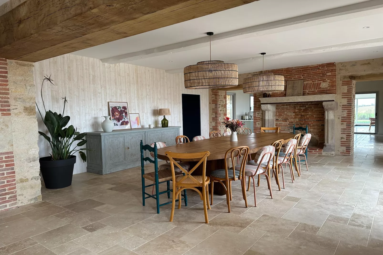 	Le Domaine du Puy Doré-Salle à manger