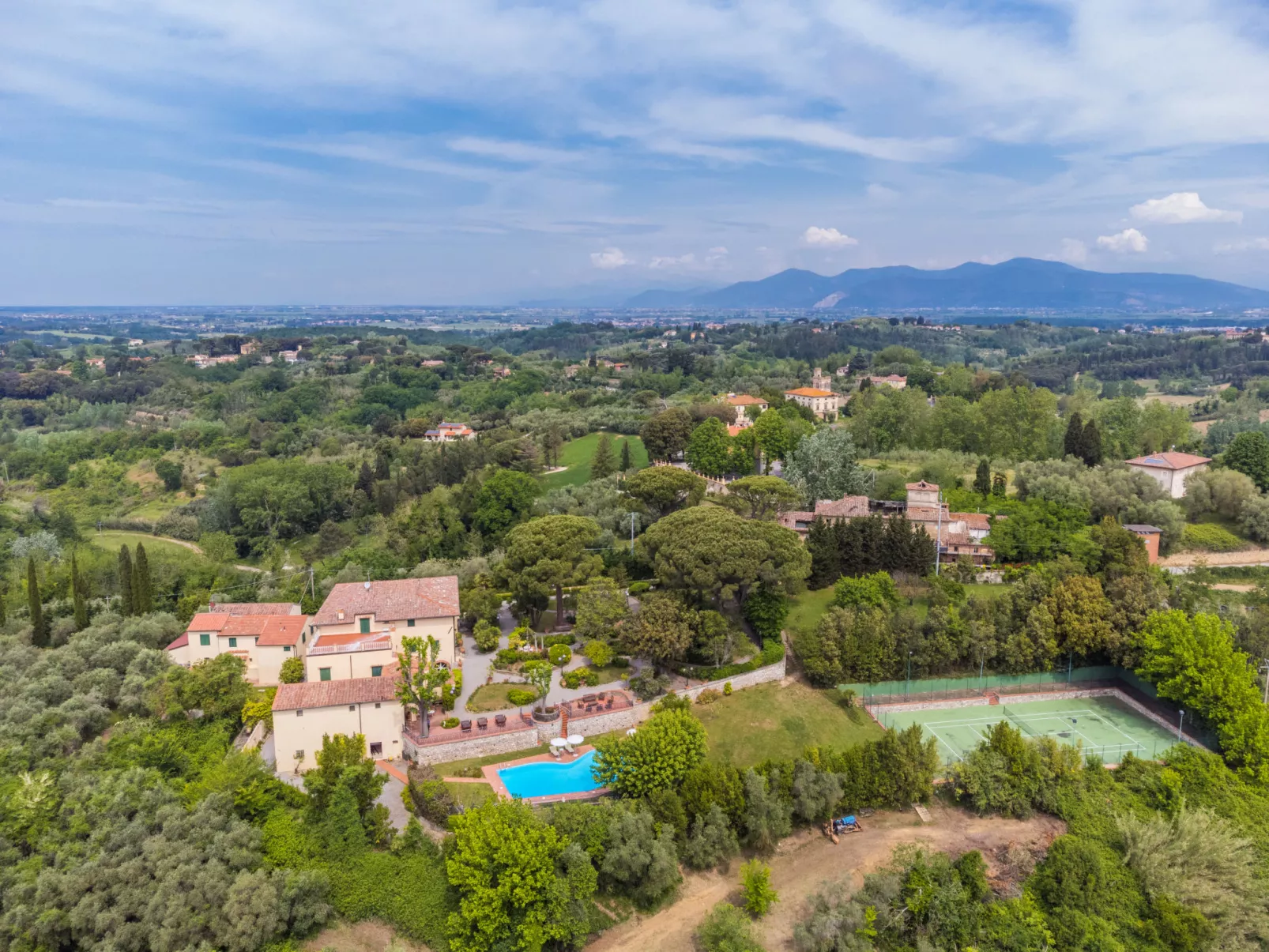 Villa La Guardia Vecchia-Dehors