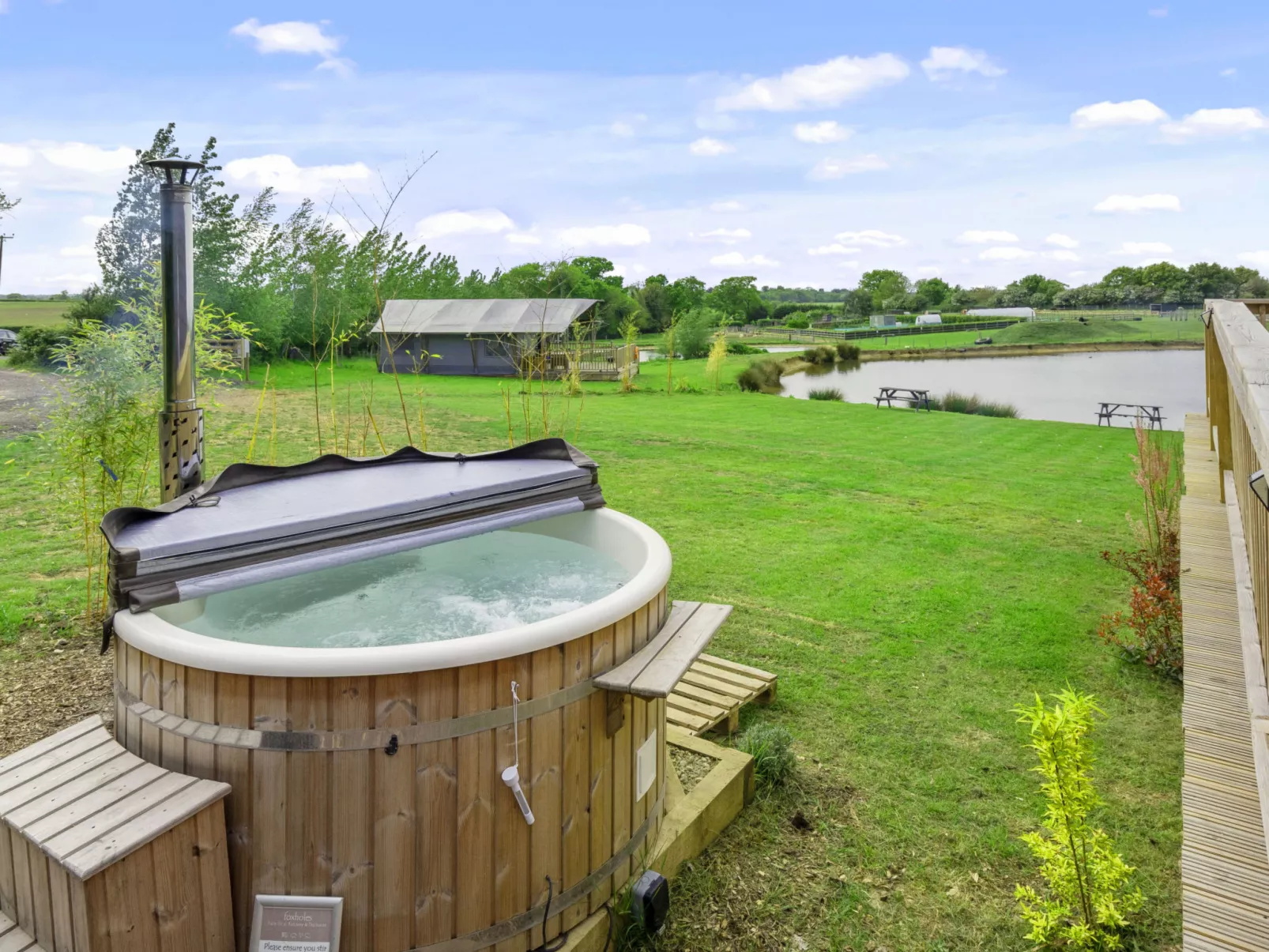 The Highland Camping Pod-Dehors