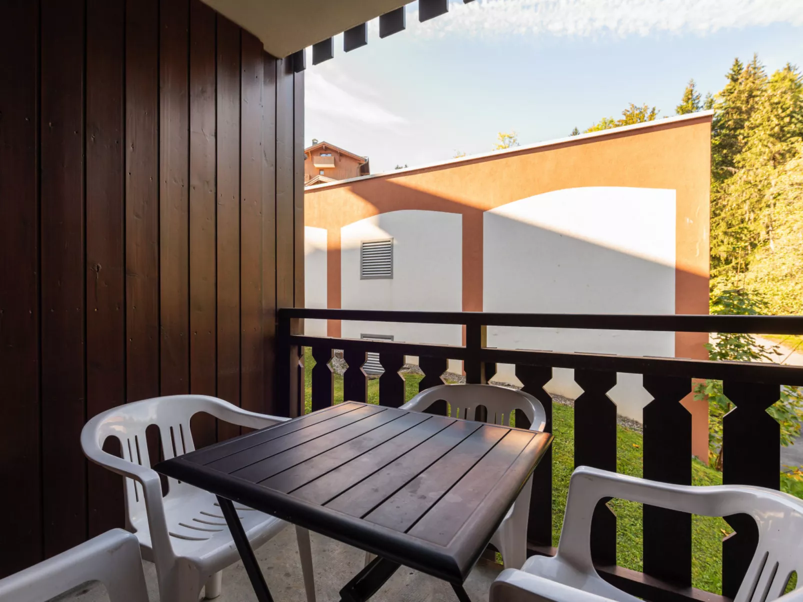 Grande Neige-Outside