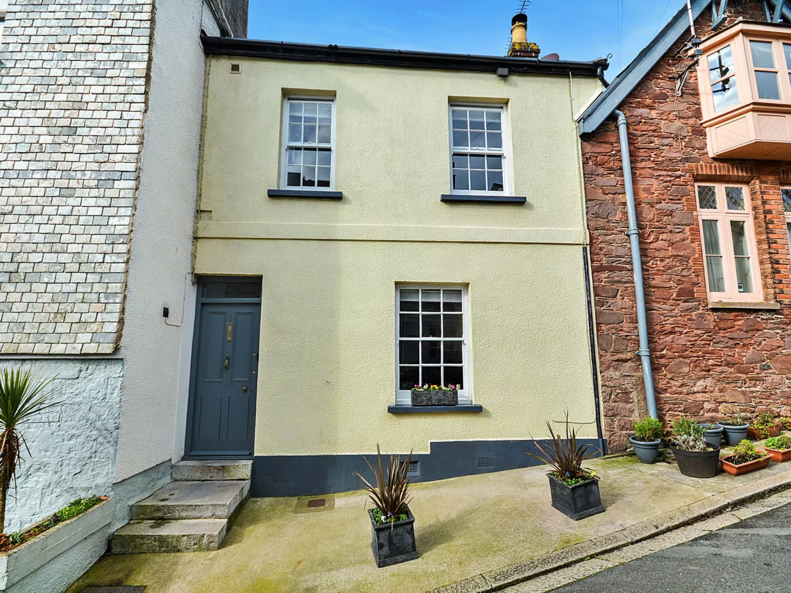 One The Green, Kingsand-Dehors