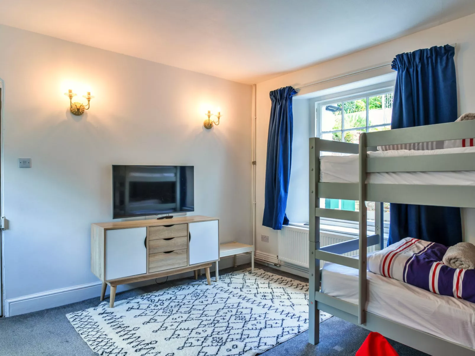 Woodleigh, Cawsand-Dehors