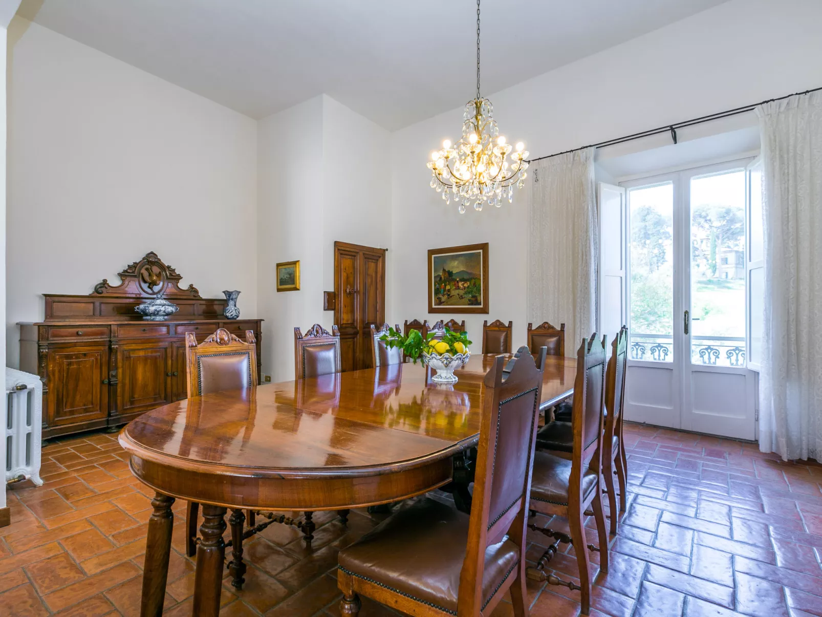 Villa La Guardia Vecchia-Dedans