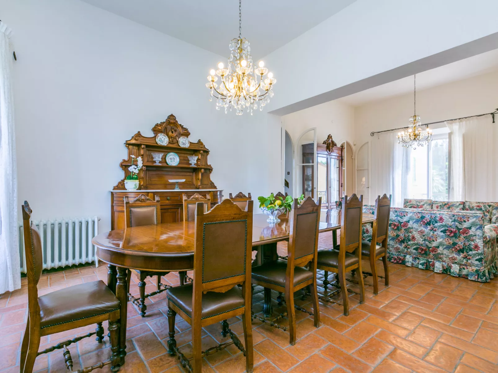 Villa La Guardia Vecchia-Dedans