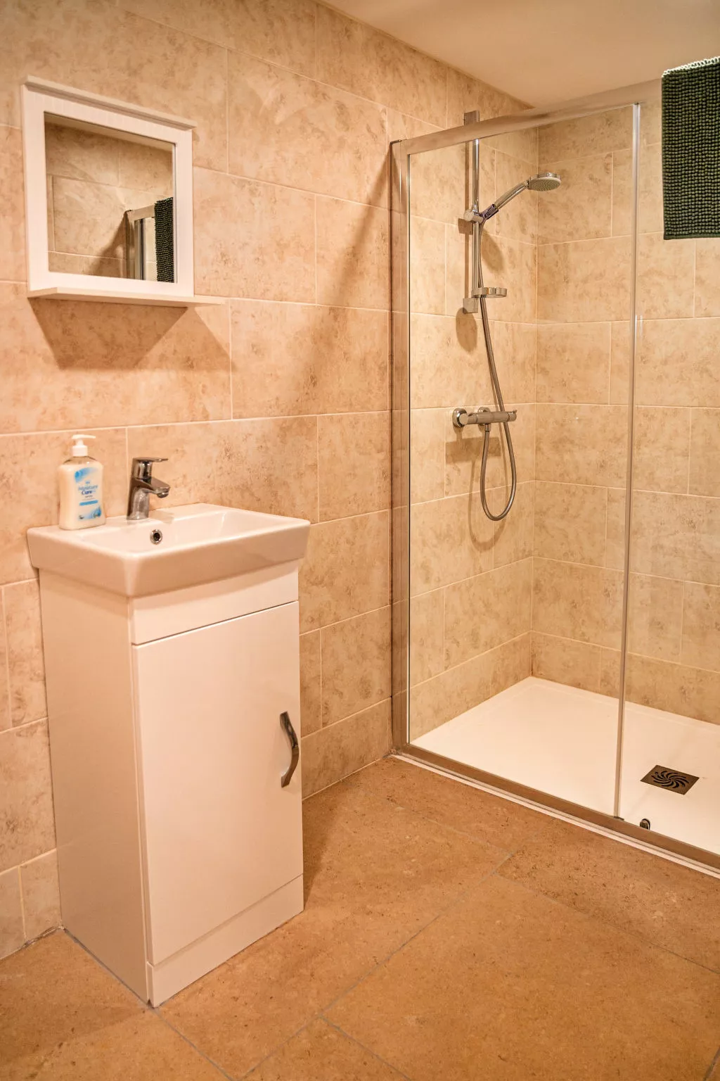 Little Rissington - Barn Six-Drinnen