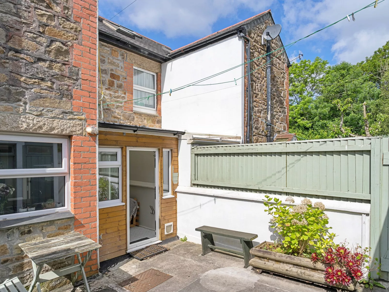 Castle House at Penzance-Draußen