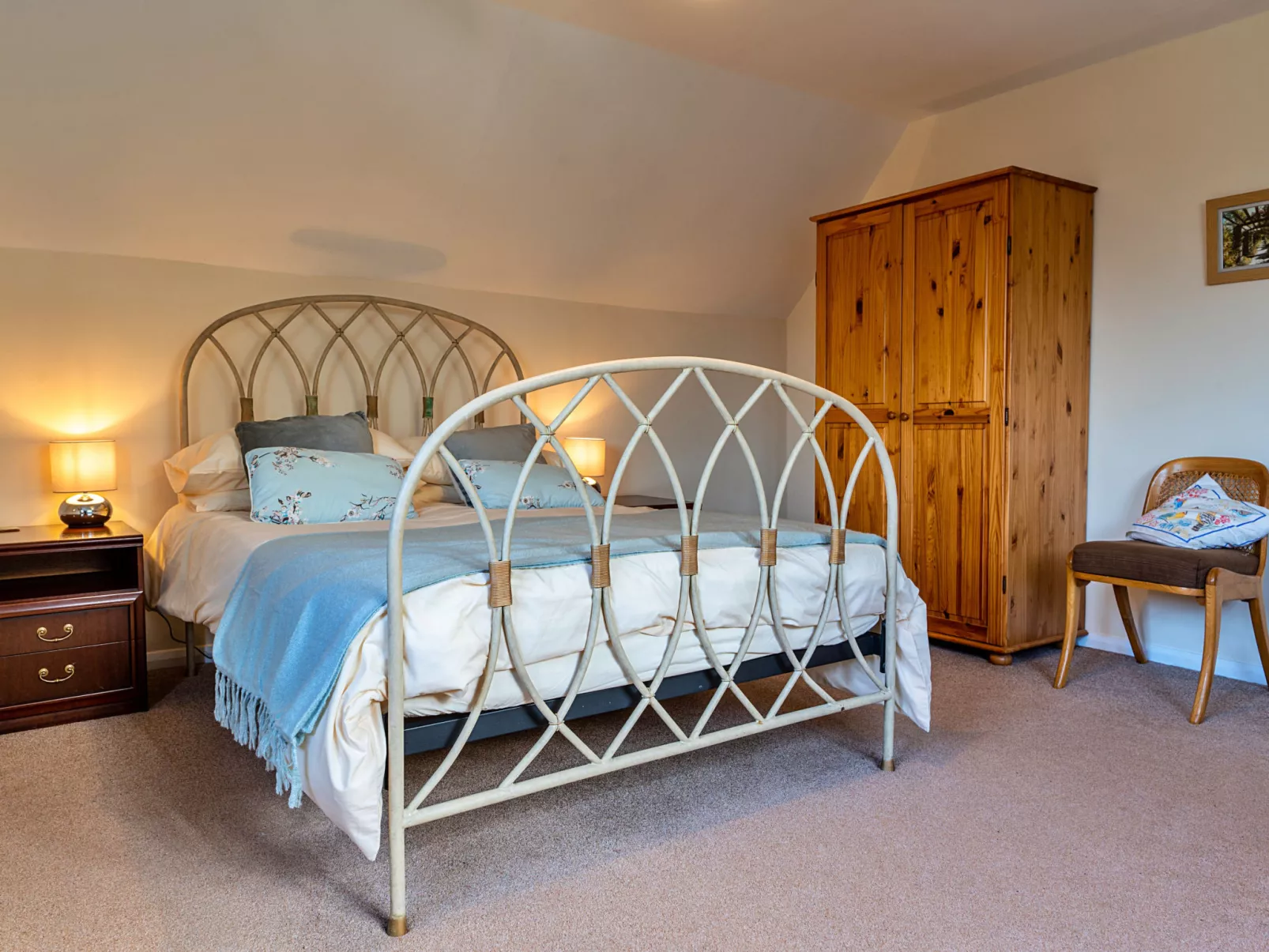 Glebe Cottage-Inside