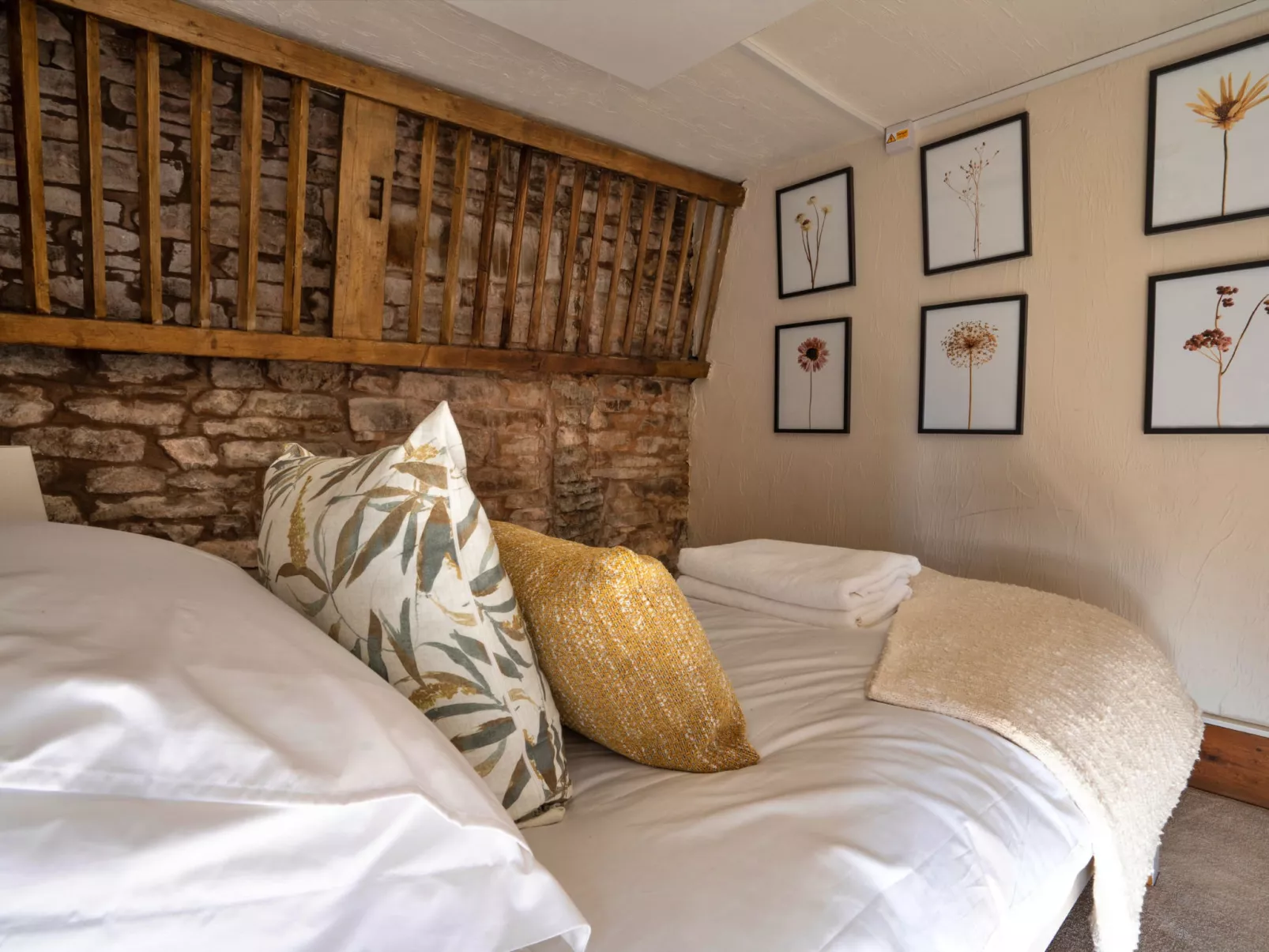 Middle Barn at Blackclough Farm-Inside