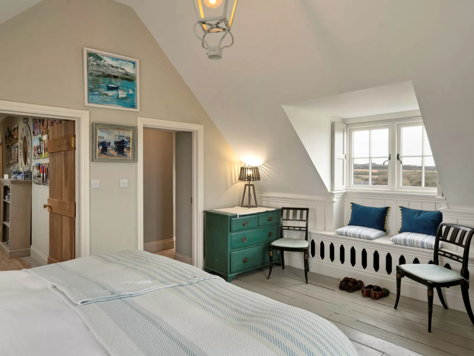 St Eval School House-Dedans