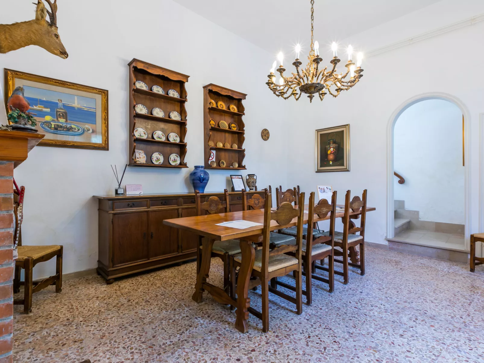 Villa La Guardia Vecchia-Dedans