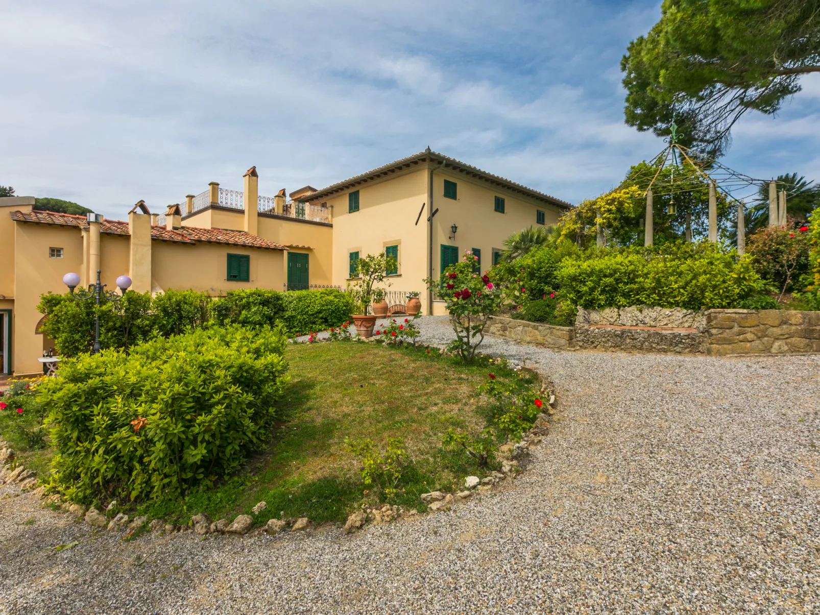 Villa La Guardia Vecchia-Dehors