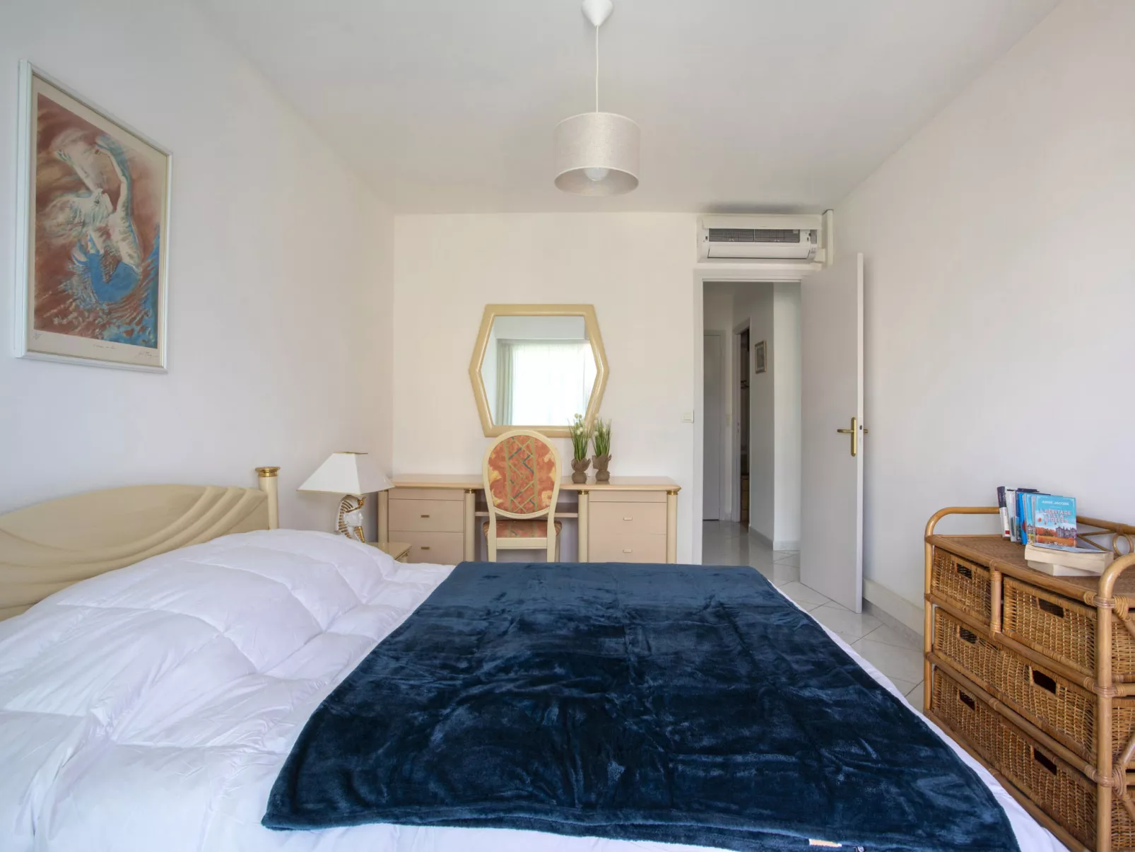 Azur Paradis-Drinnen