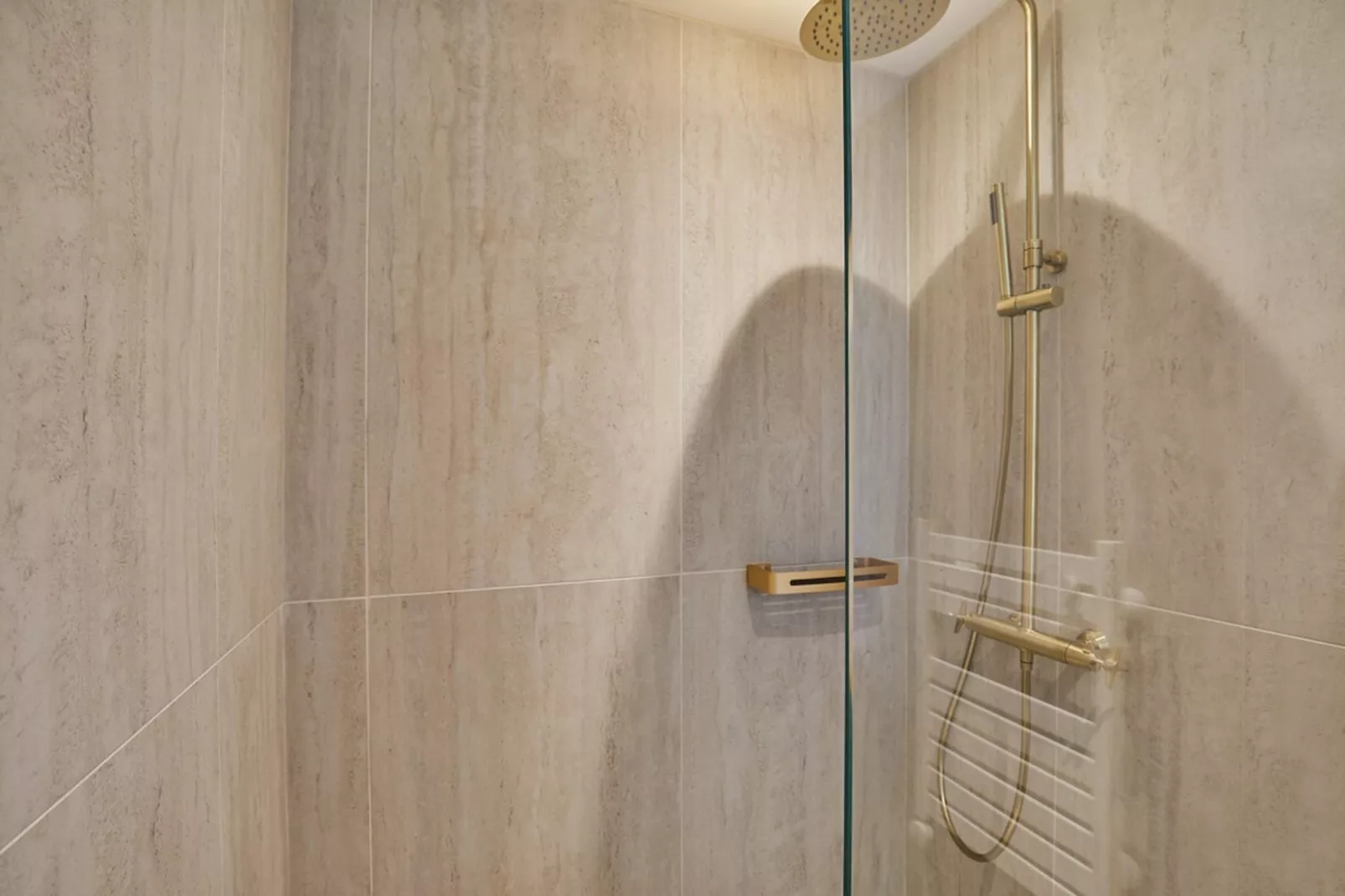 BELLEVILLE 2 NOUVEAU-Non tagué