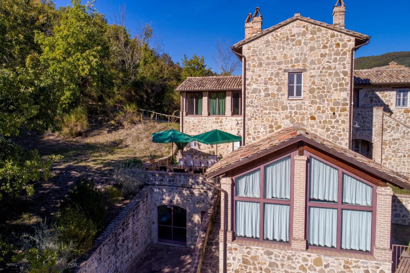 Acqua-Exterior in summer