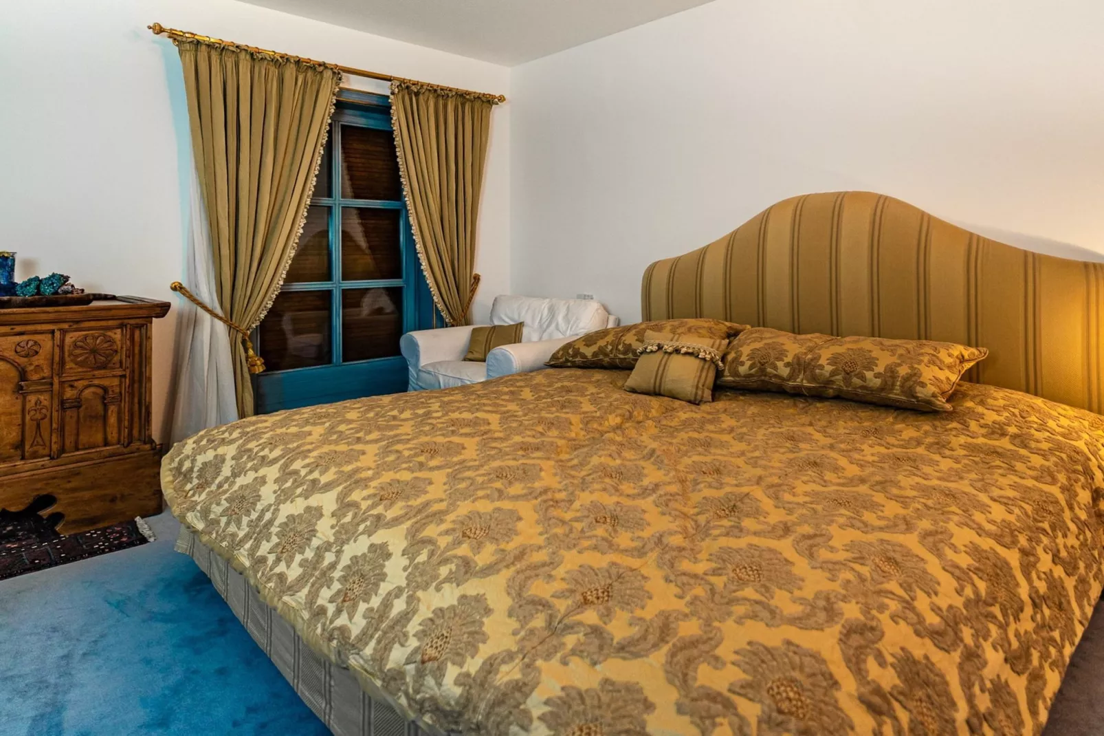 Bad Kleinkirchheim Lush and Spacious Villa with Indoor Pool and Wellness - Seven Bedroom Villa-Bedroom