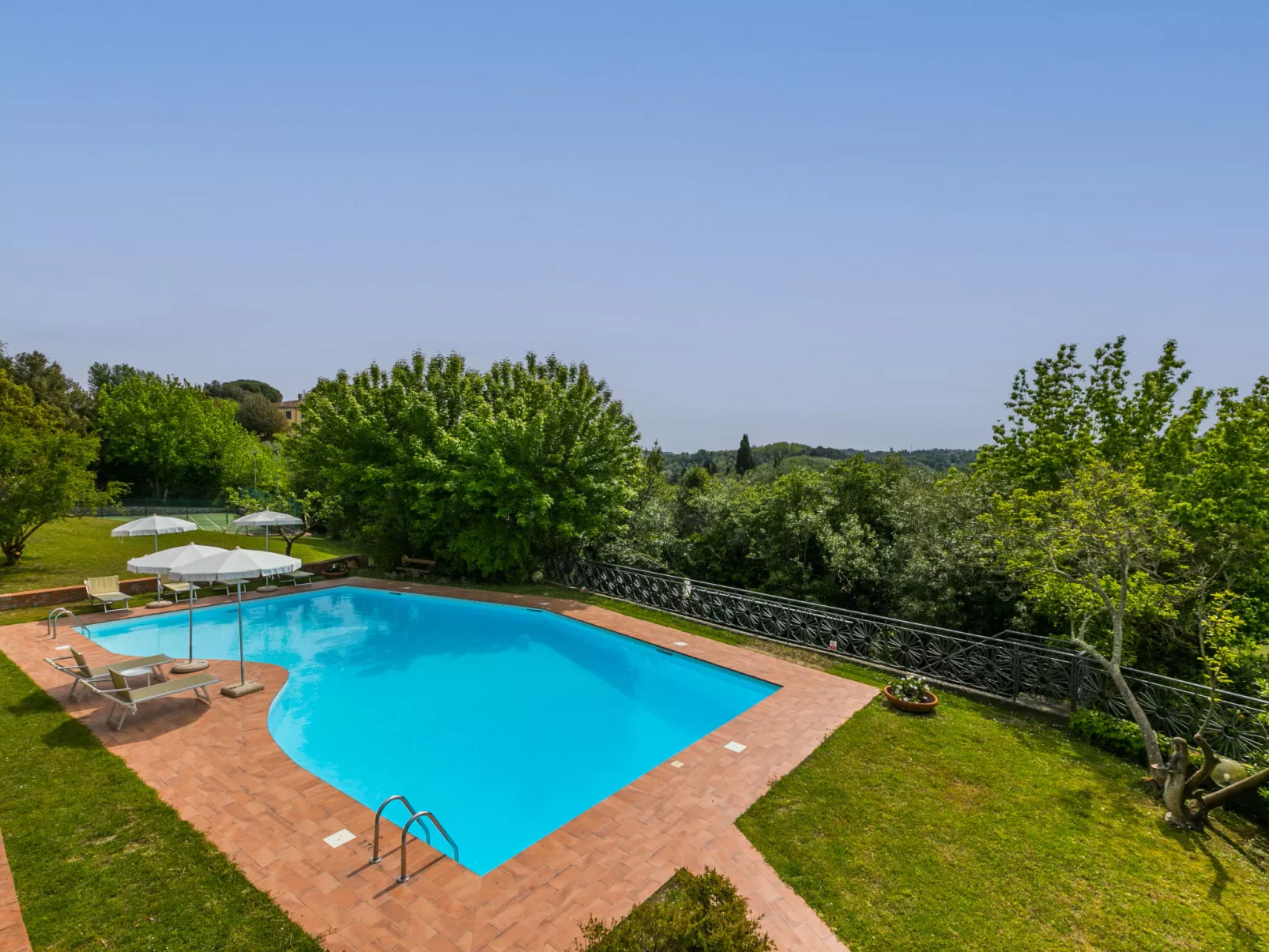 Villa La Guardia Vecchia-Dehors