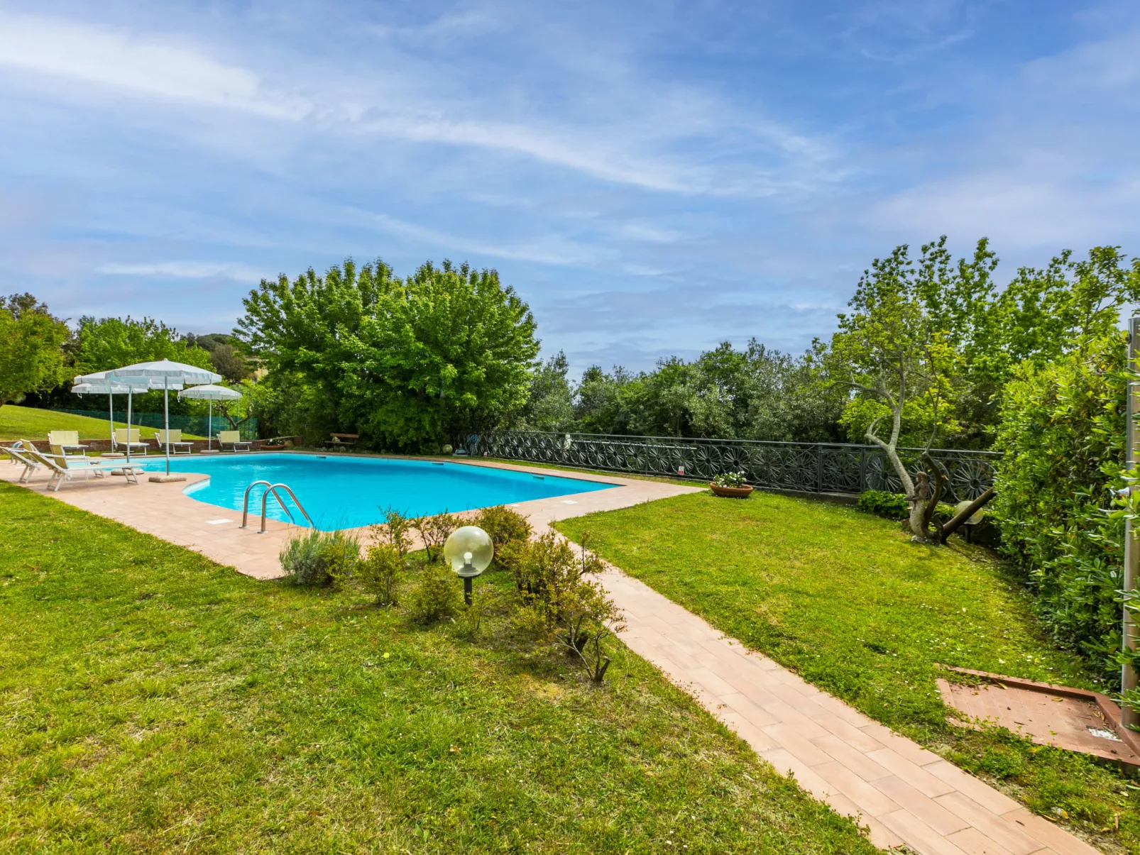 Villa La Guardia Vecchia-Dehors