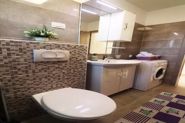 Apartments Clementina Sunrise-Two Bedroom Apartment with Terrace and Sea View (BIG)-Bathroom