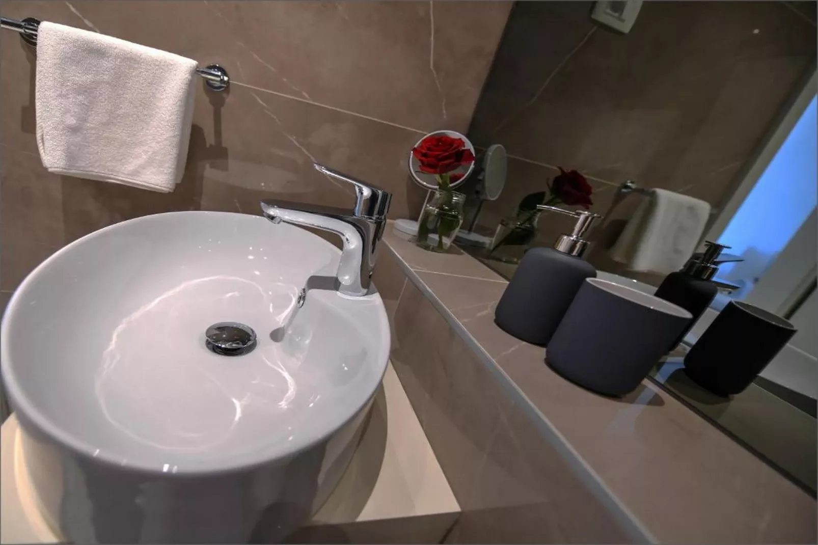 Deluxe Room with King Bed (2)-Salle de bain