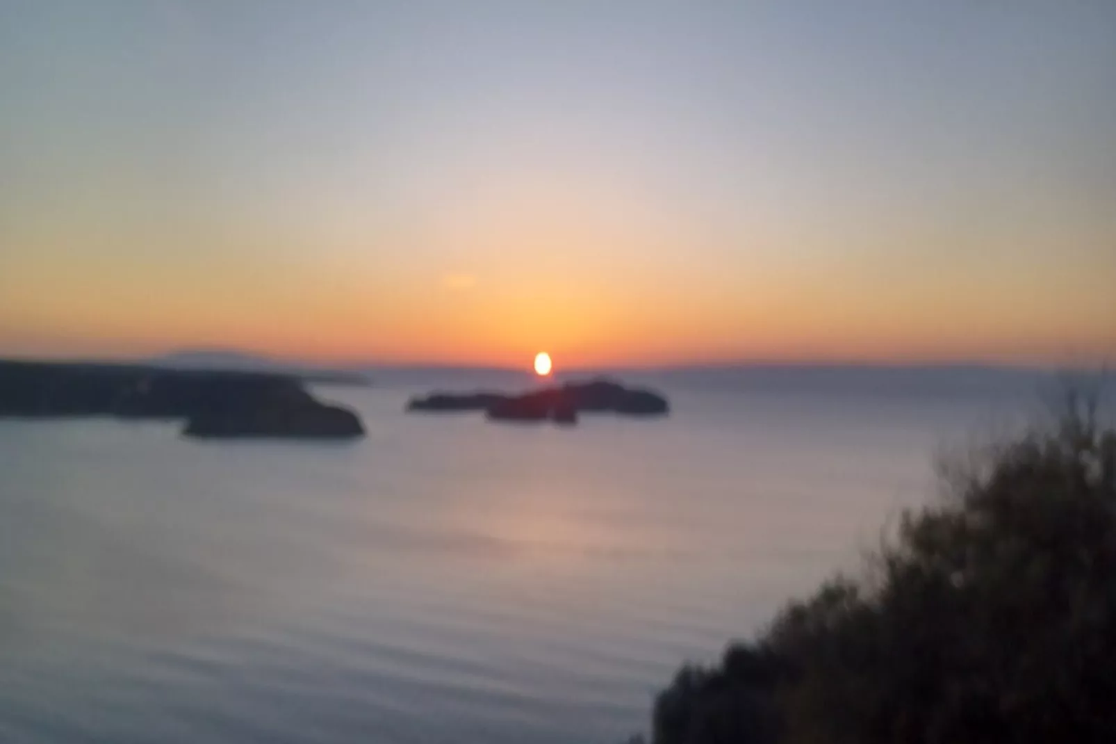 Guest House Green Corner Supetarska Draga - Triple Room with Terrace and Sea View-Ambiance