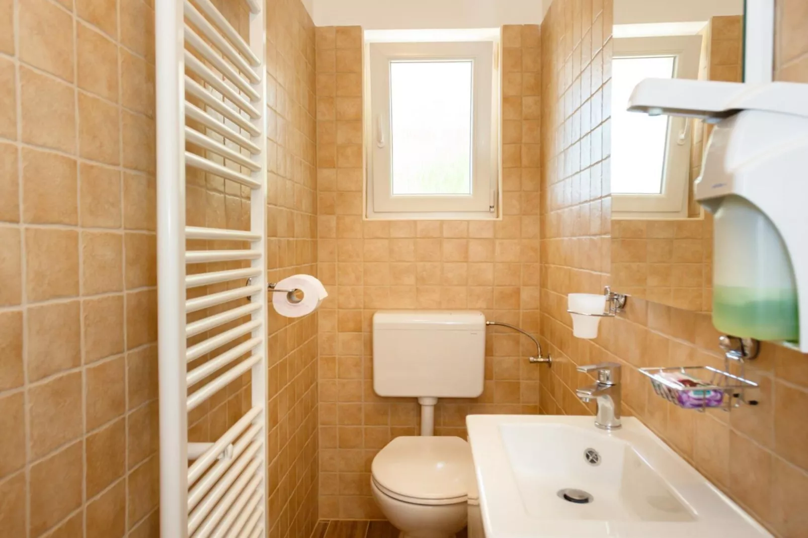 Cozy and Trendy Apartments Krk - Two Bedroom Apartment with Terrace-Badezimmer