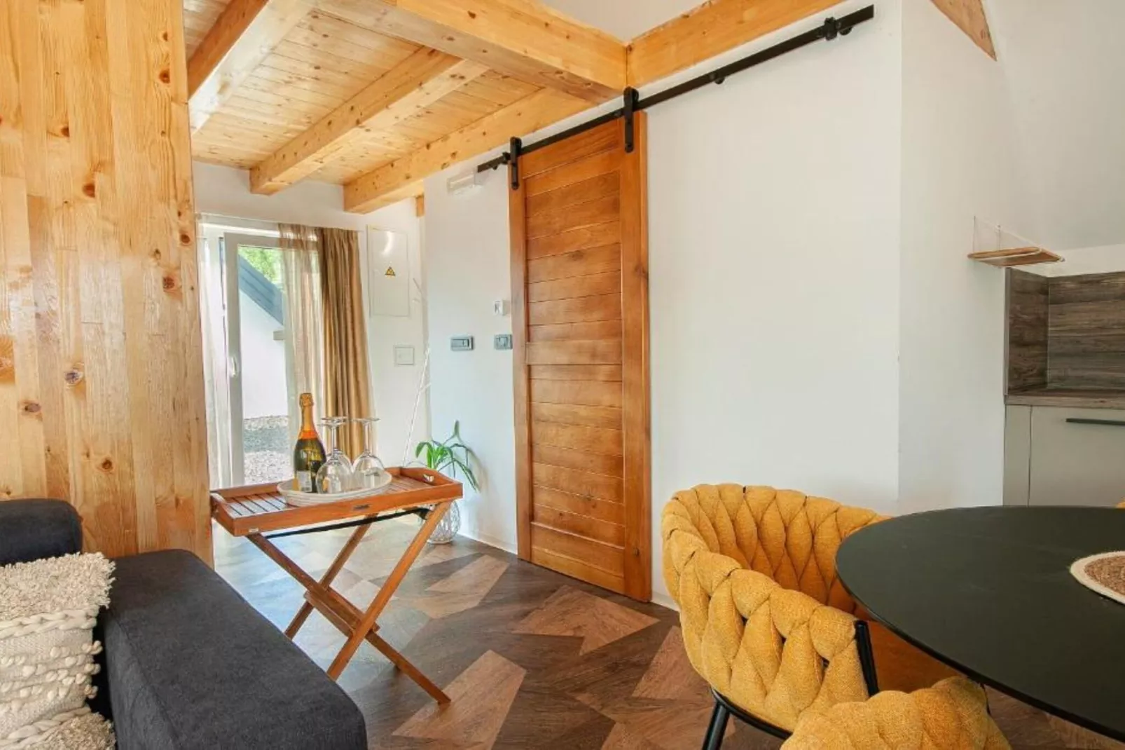 Mountain View Resort (Petar)-Innenbereich