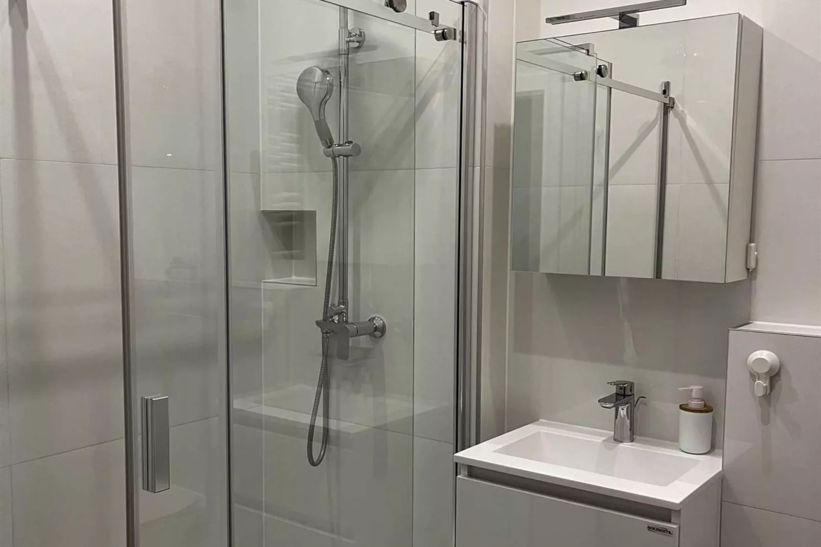 Zagreb Center Apartments - Downtown Apartment - Studio Apartment ( Studio 2)-Bathroom