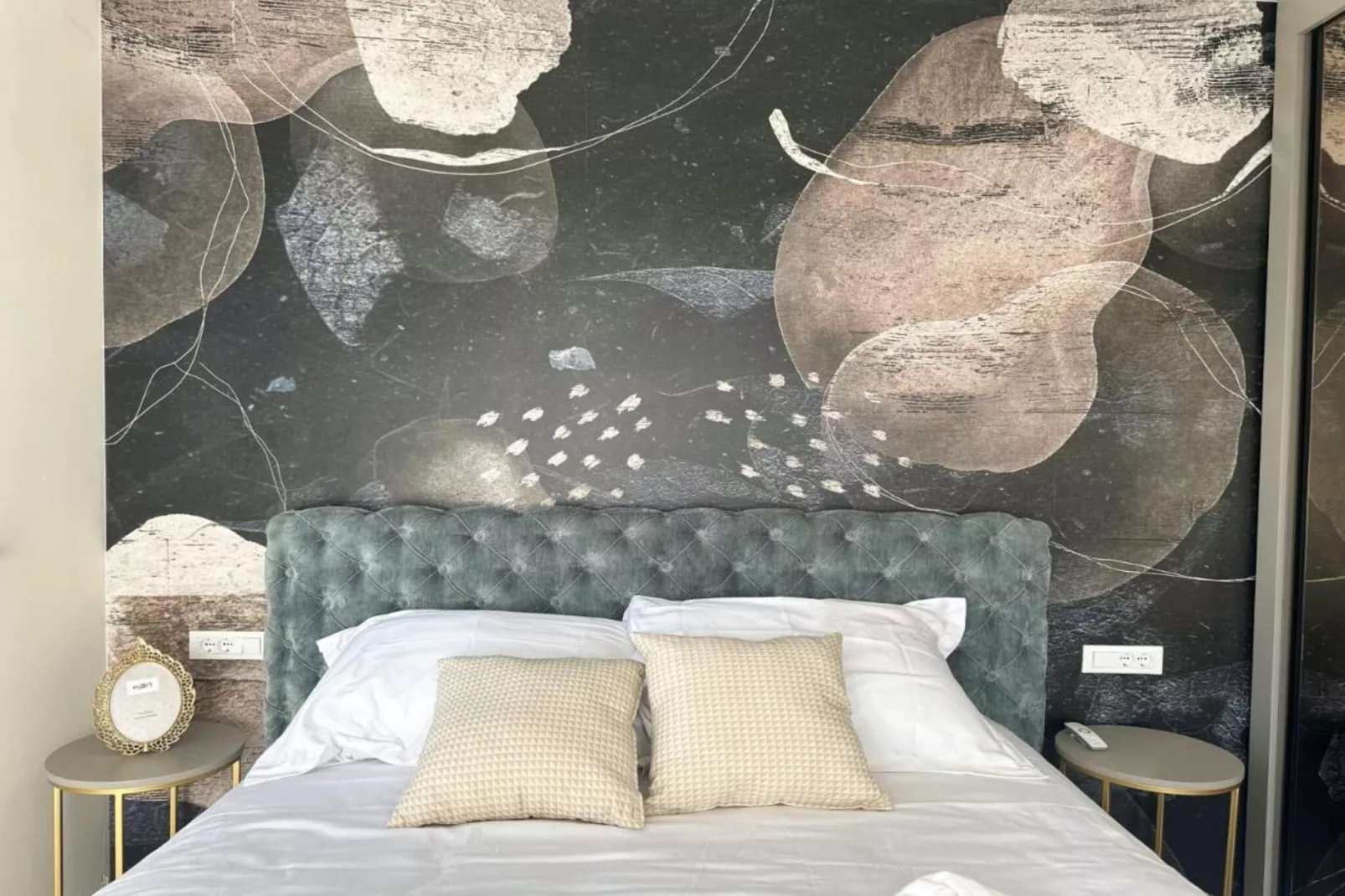 Leonarda Waterfront Residences- Three-Bedroom Penthouse with Infinity Pool (The Skyview Penthouse) - S4-Bedroom