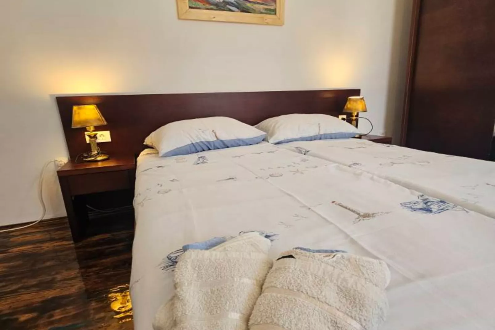 Lisko Vacation House -  Five Bedroom Holiday Home with Private Pool-Chambre