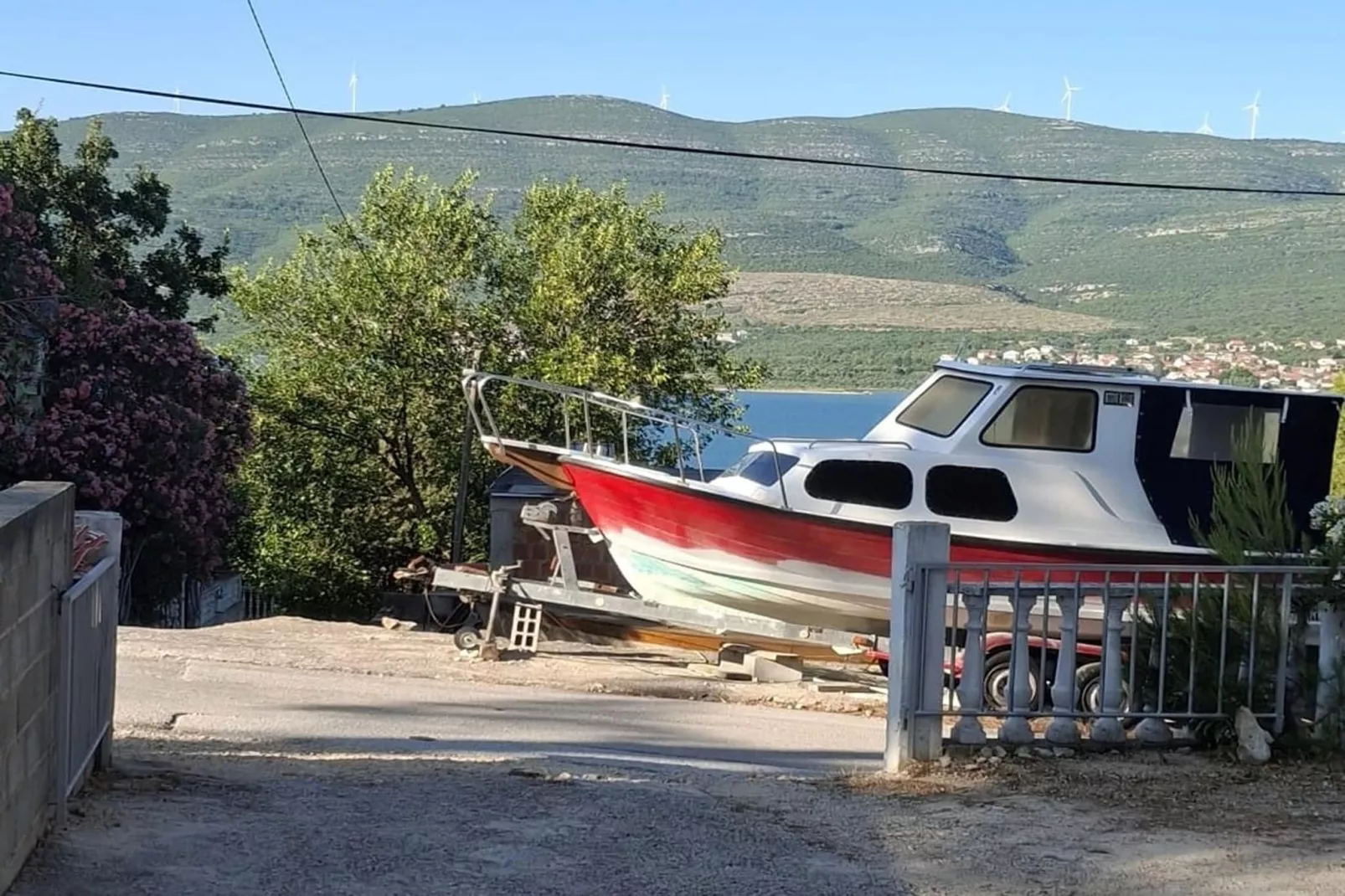 Apartments Boris Donji Karin - One Bedroom Apartment (Classic Apartment)-Im Freien