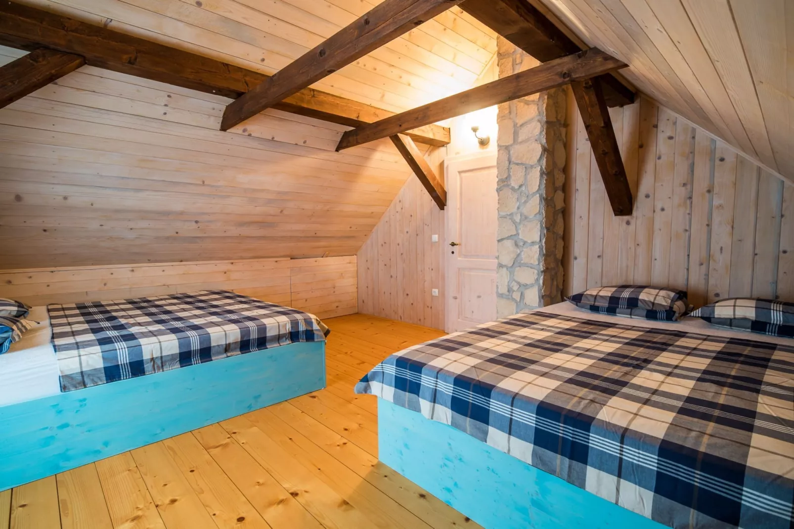 Serene Rustic Haven Holiday Home with Sauna - Two Bedroom Holiday Home with Sauna-Bedroom