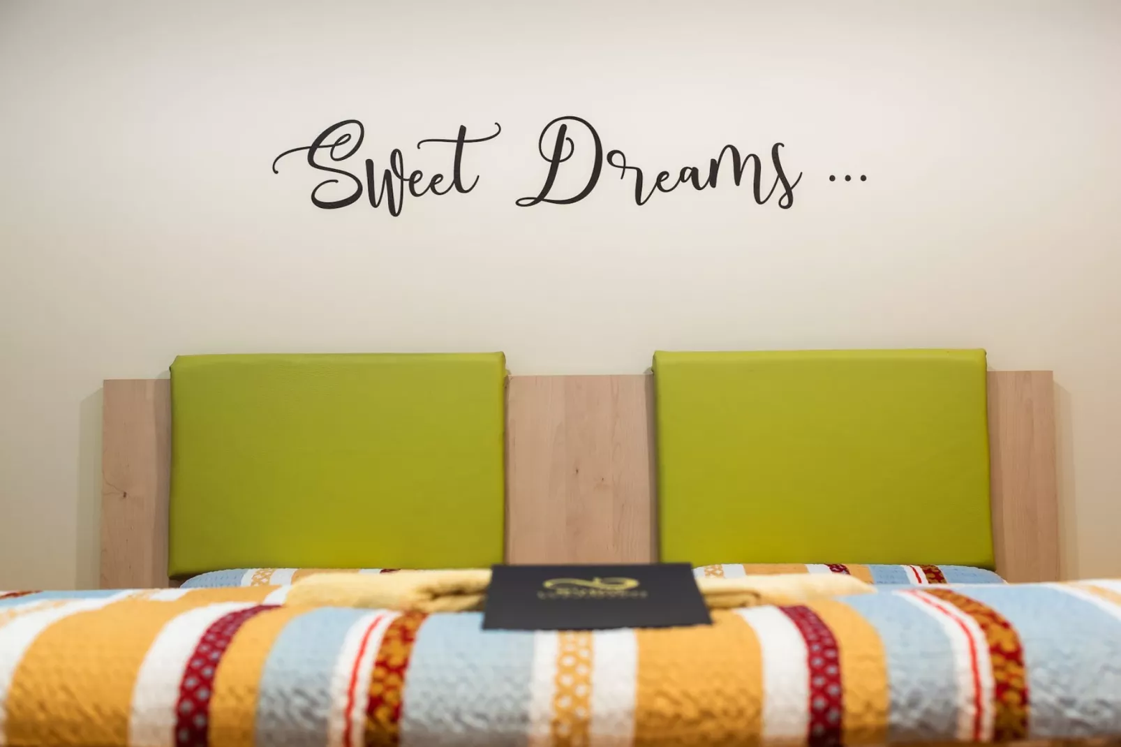 Elegant and Stylish Retreat Apartments with Terrace - Studio Apartment with Terrace-Chambre