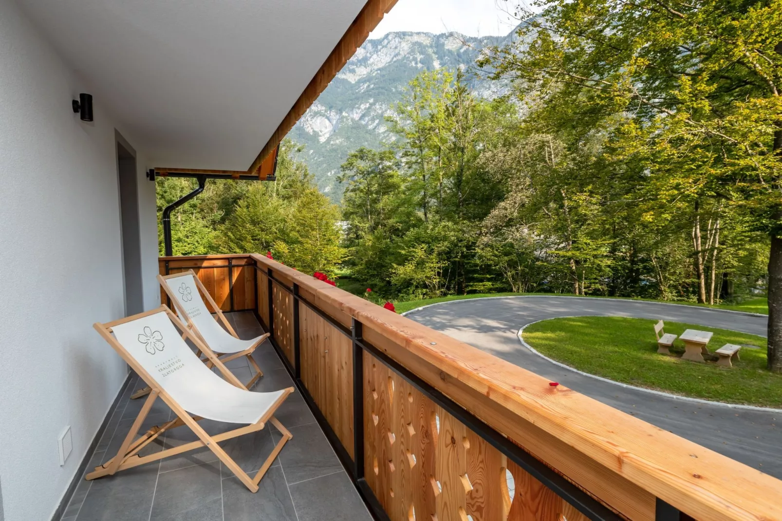 The Woodland Nook Apartments Bohinj - Two Bedroom Apartment with Balcony (owner A)-Terrace balcony
