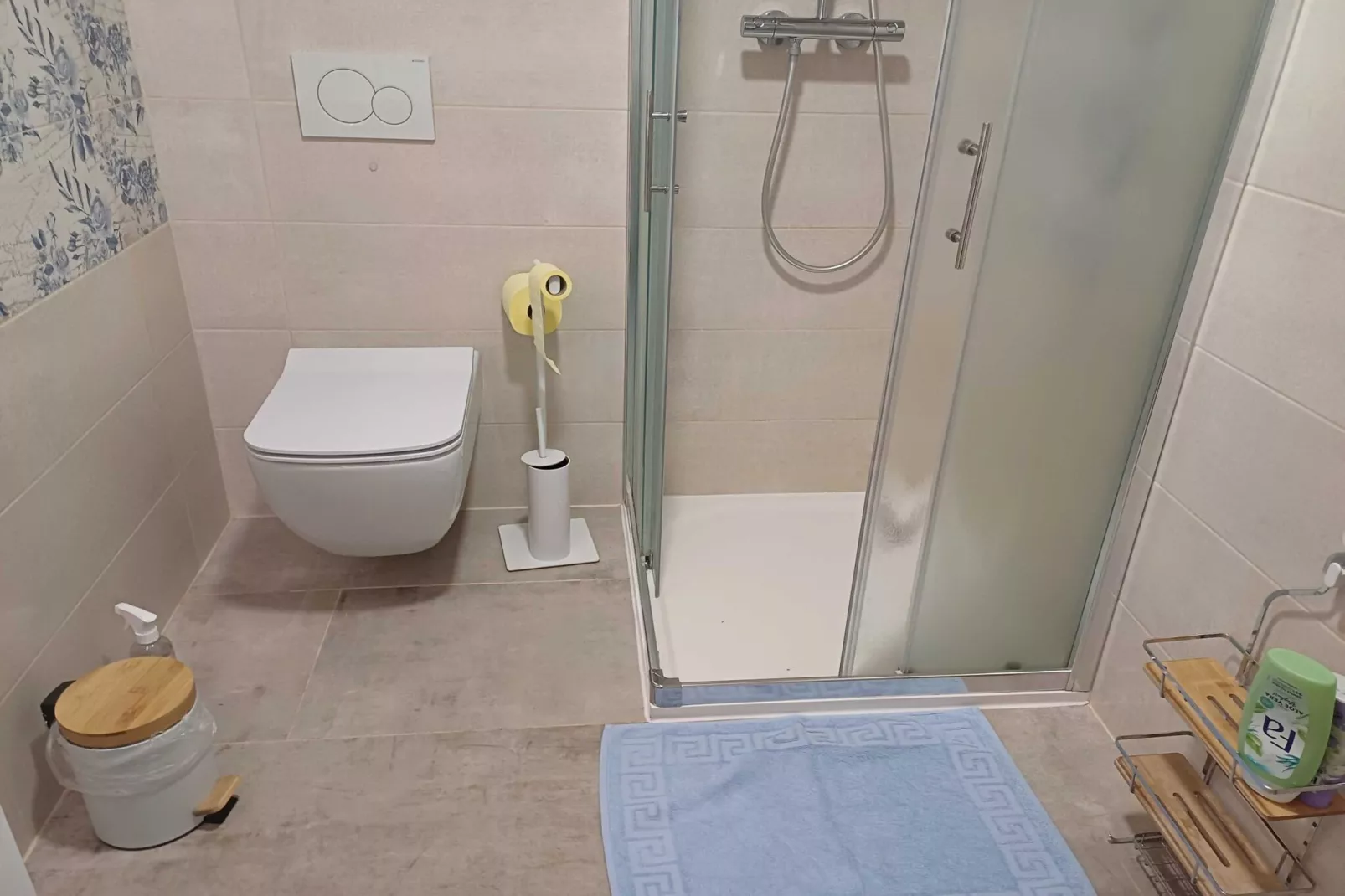 Mountain Vibrant and Timeless Apartment with Sauna - Studio Apartment with Terrace-Salle de bain