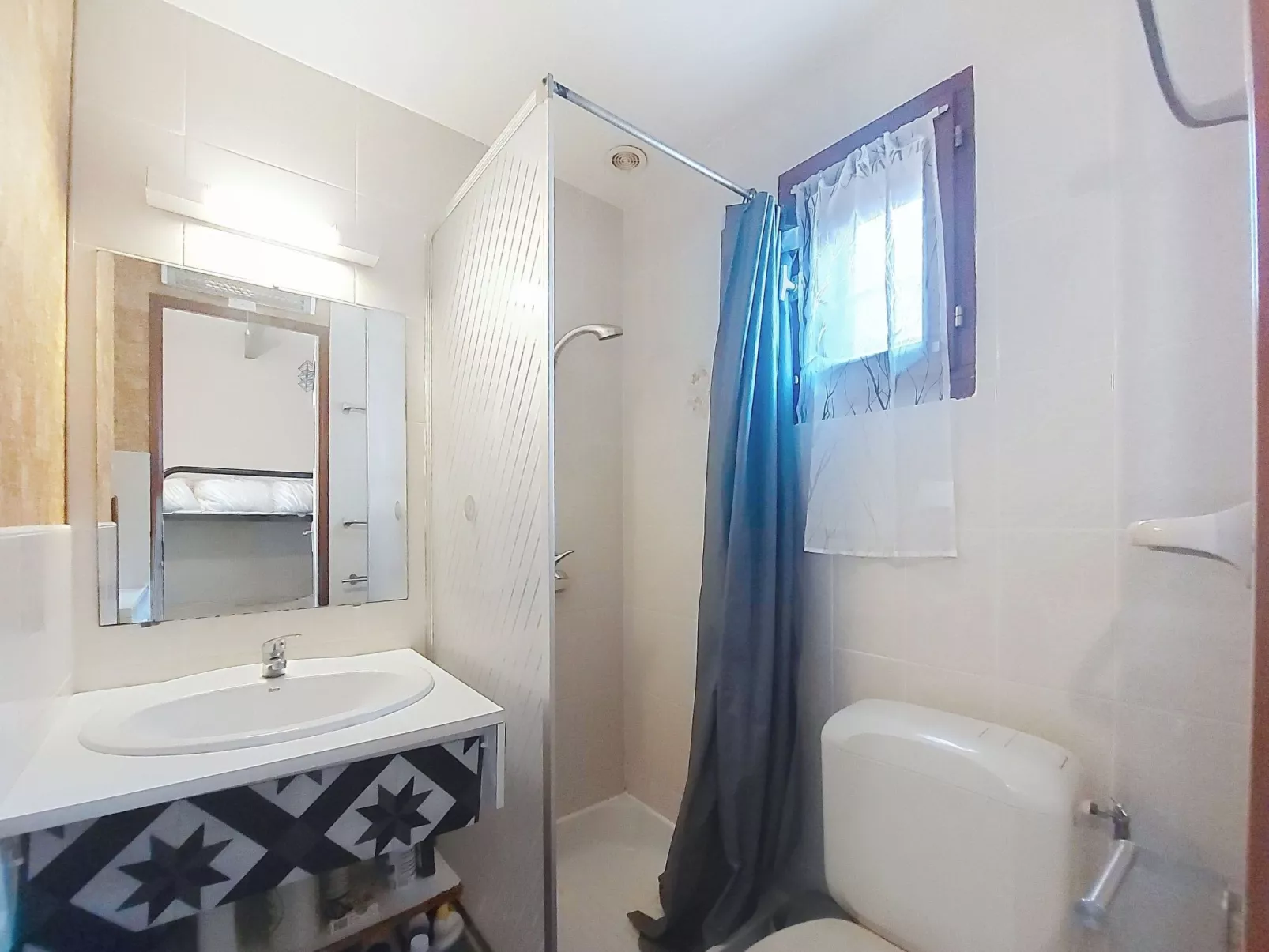 Les Charmilles-Drinnen