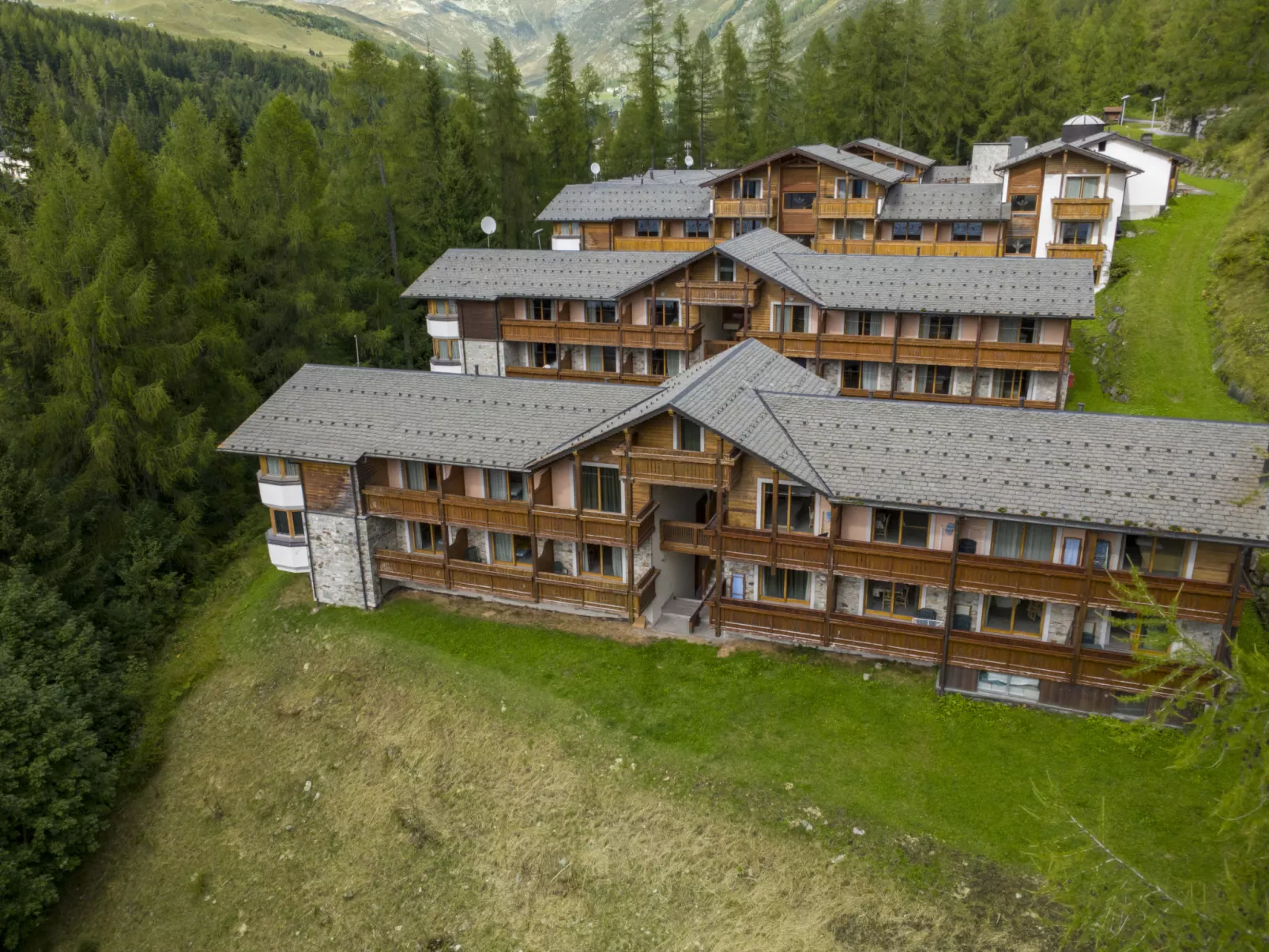 Residence gli Scoiattoli-Outside