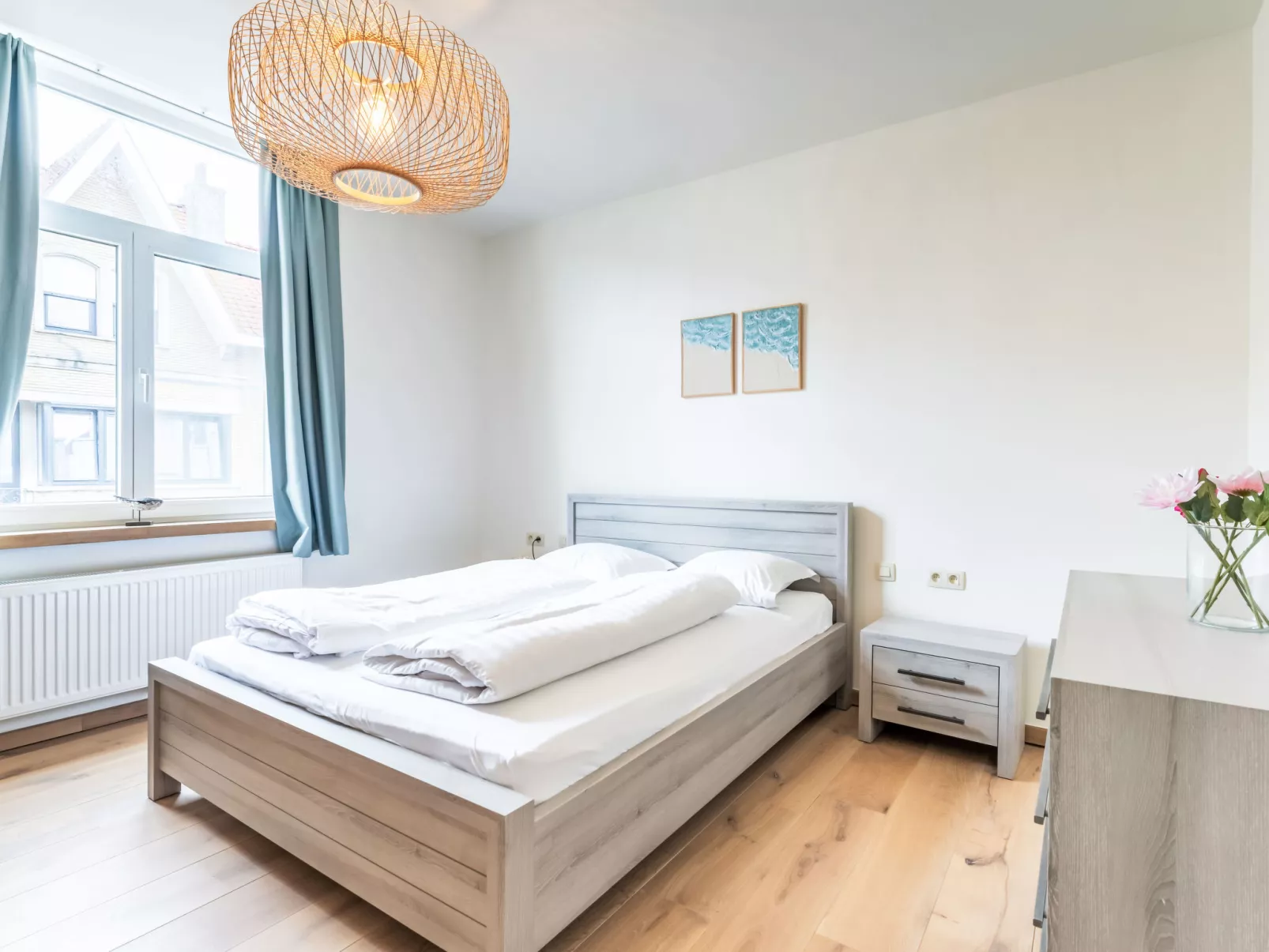 Lili's with terrace-Dedans