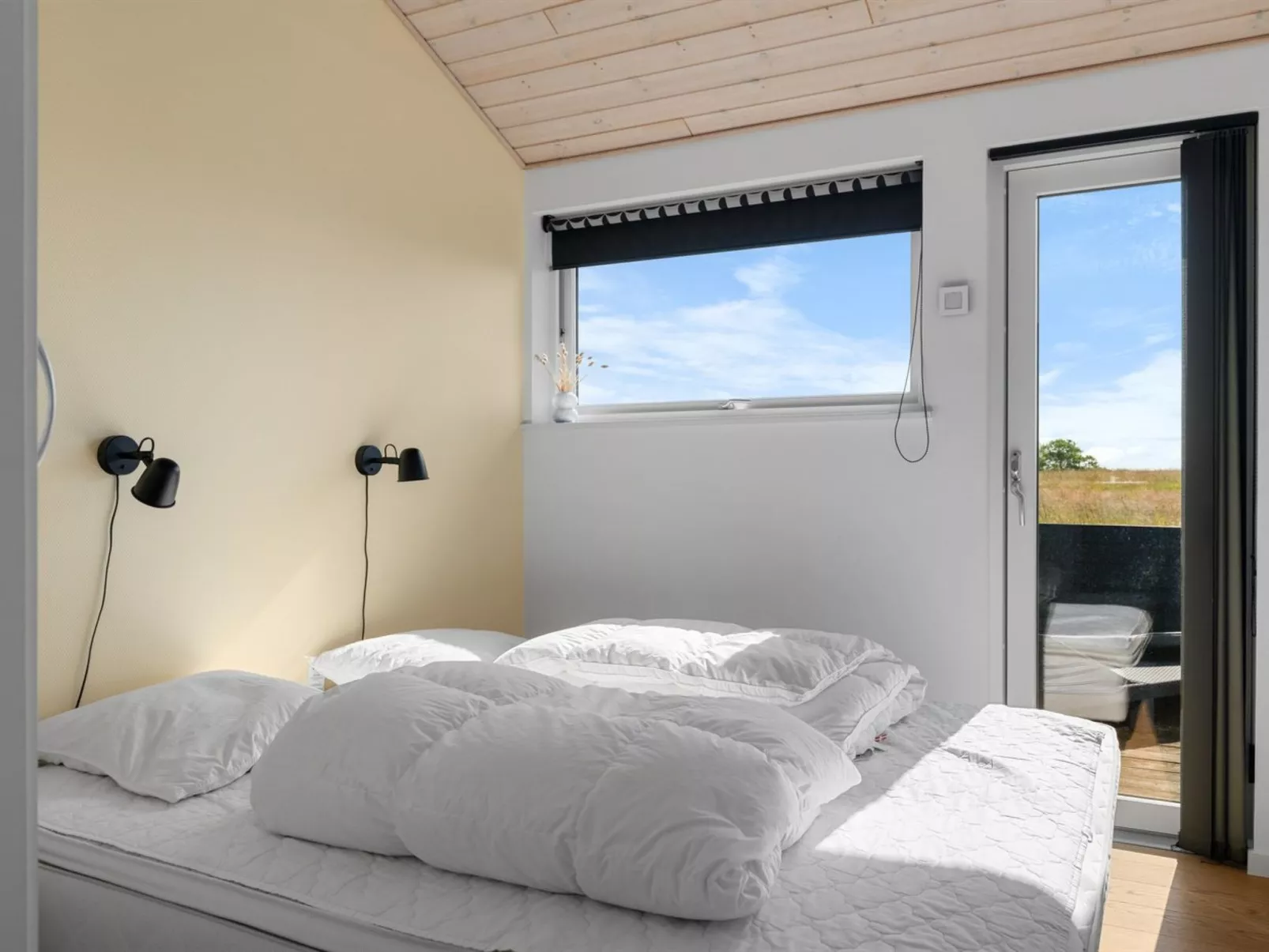 "Konsta" - 300m from the sea-Drinnen