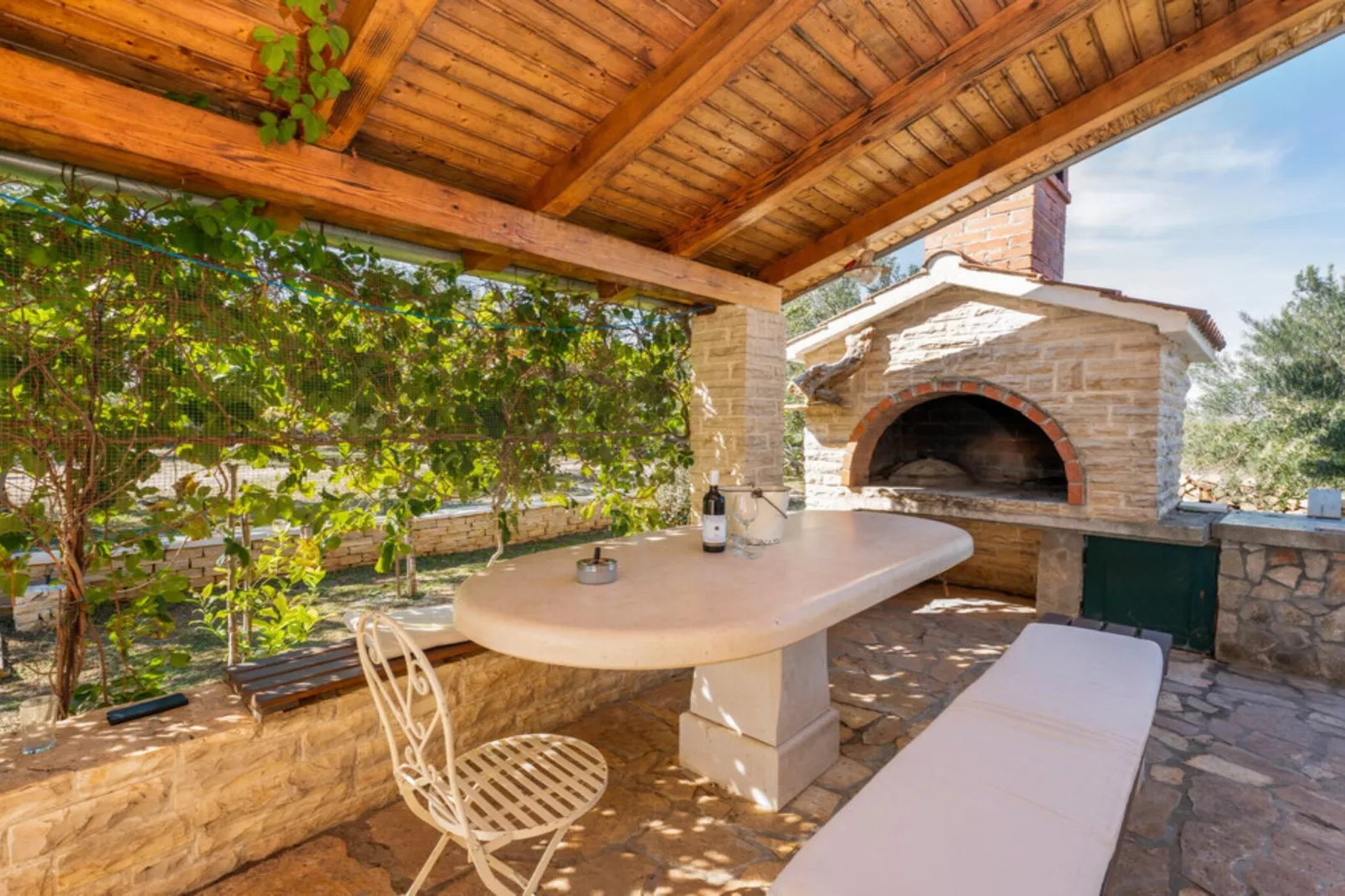 Holiday Home Pigmy Cormoran - One Bedroom House with Terrace  and Pool