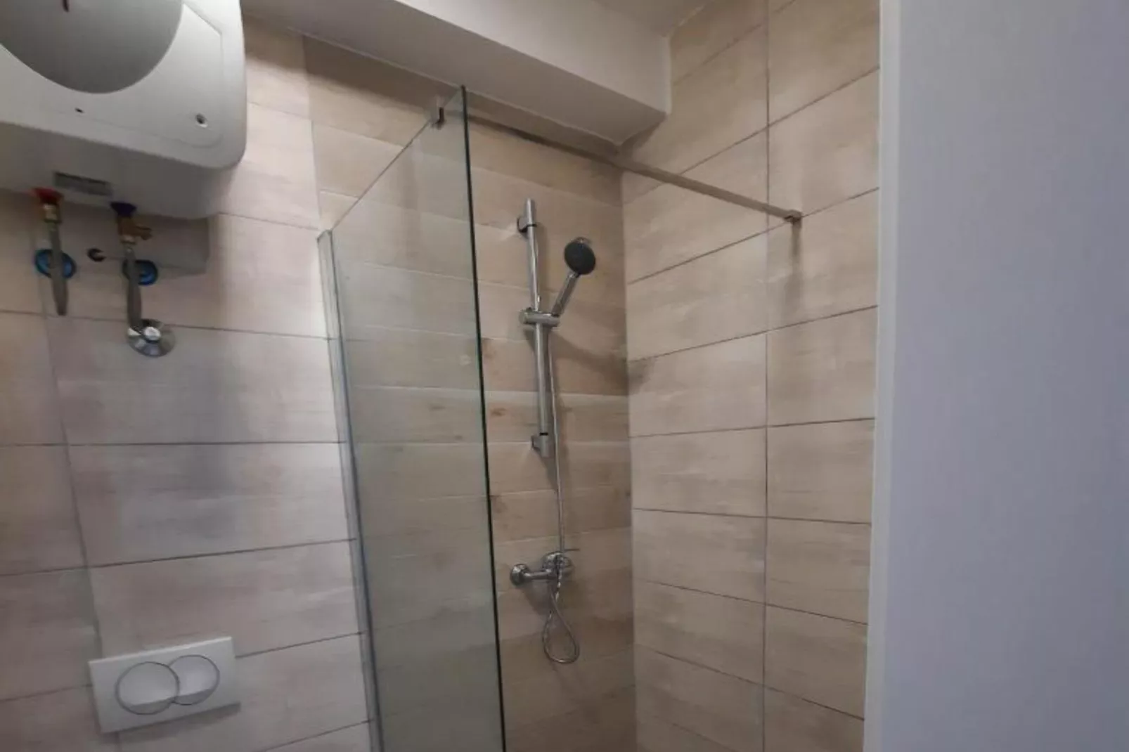 Studio Apartment-Badezimmer