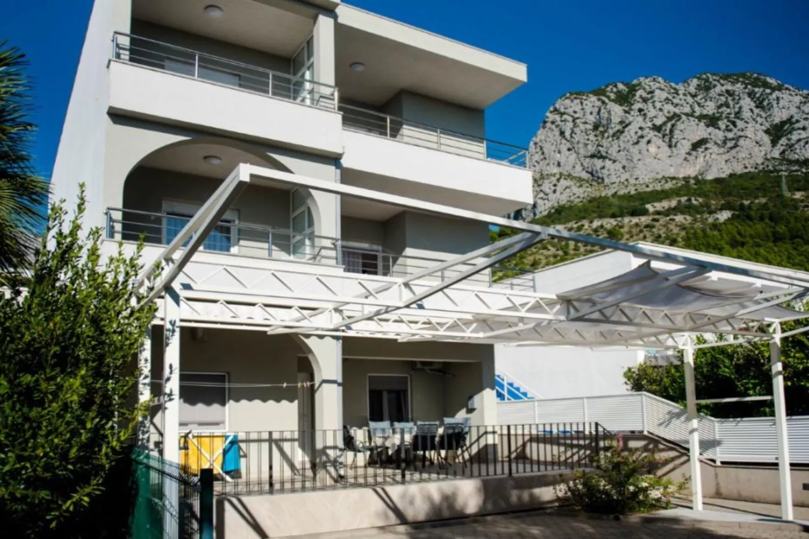 One Bedroom Apartment with sea wiev  4-Outdoor