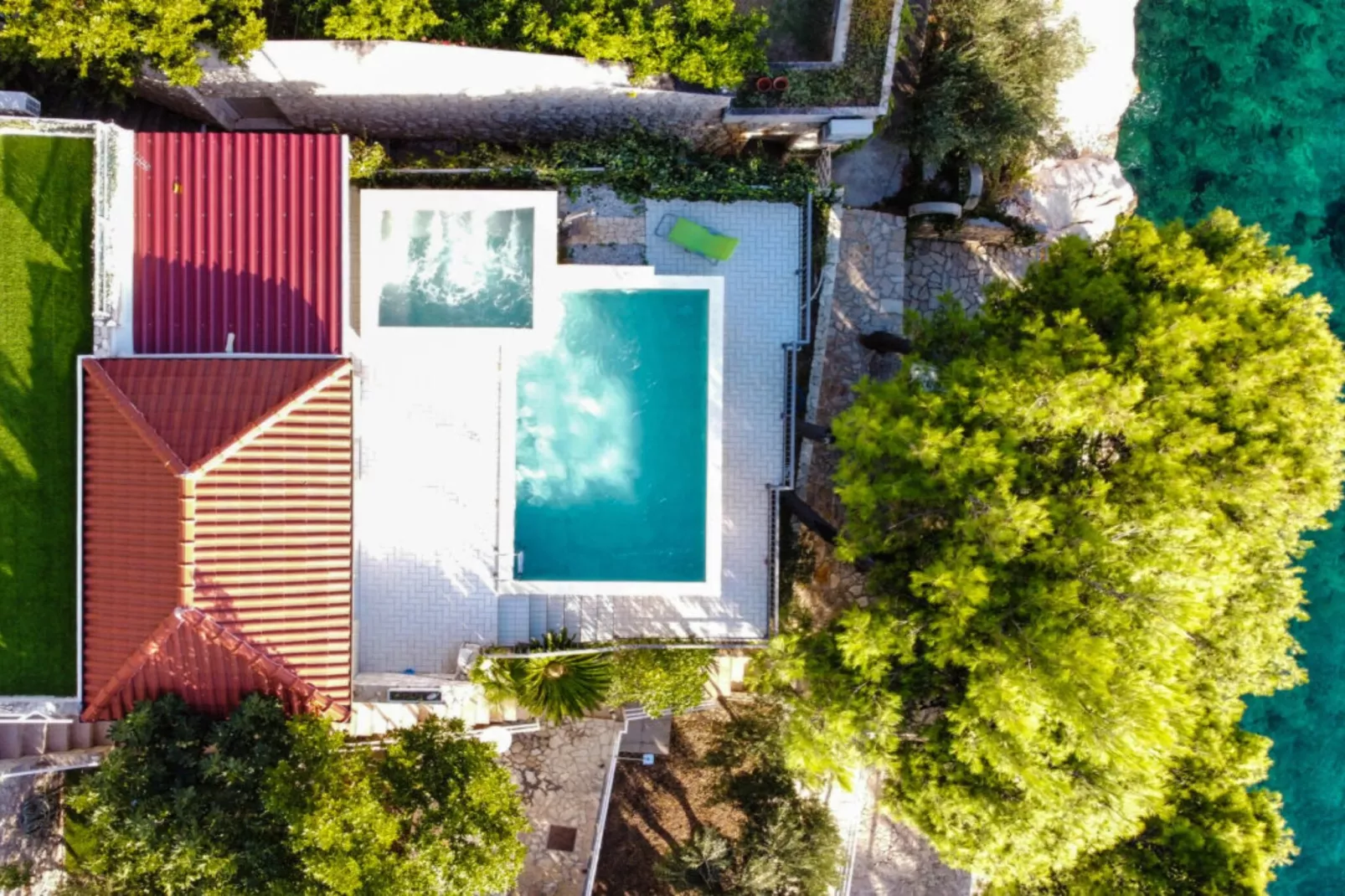 Seafront Apartment Sea Relax with Private Pool - Two Bedroom Apartment with Sea View  and Private Pool-Outdoor