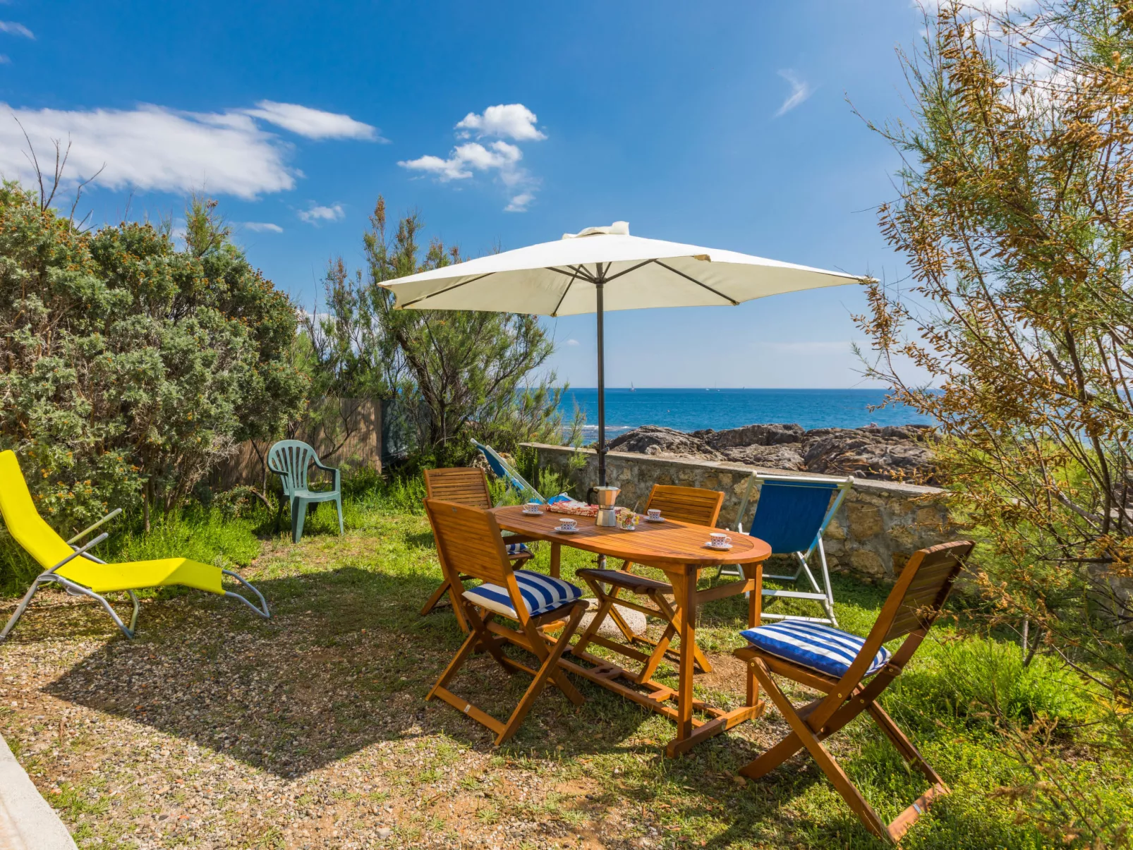 Il Giardino sul Mare-Outside