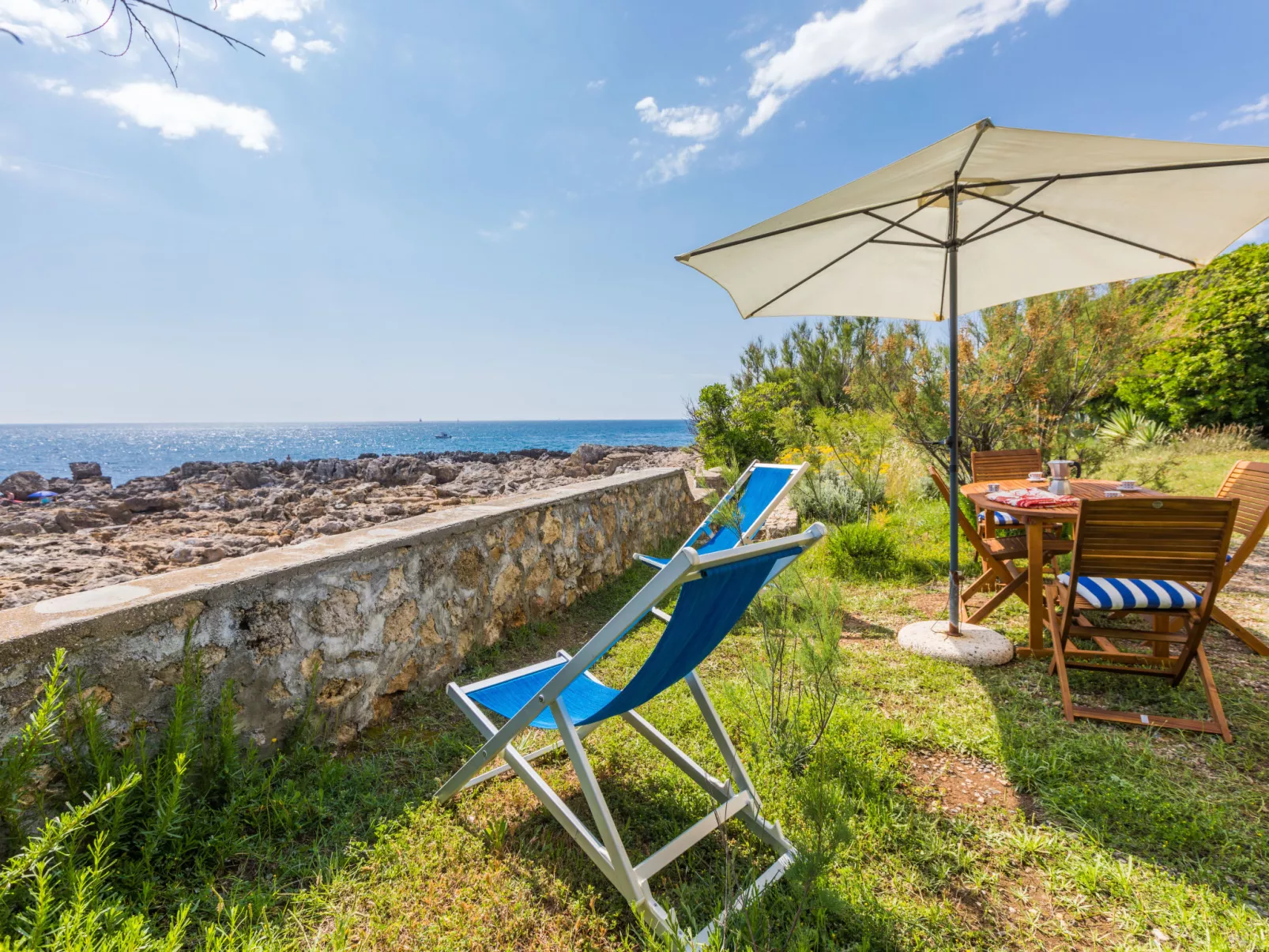 Il Giardino sul Mare-Outside