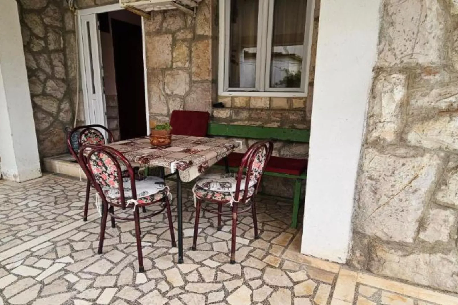 Tivat Bliss Apartments Close to Beach - Two Bedroom Apartment-Terrasse