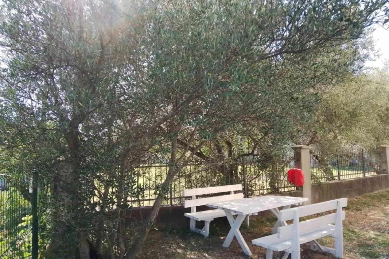 Adriatic Haven – Cozy Tivat Apartment with a Terrace - One Bedroom Apartment 1-Im Freien